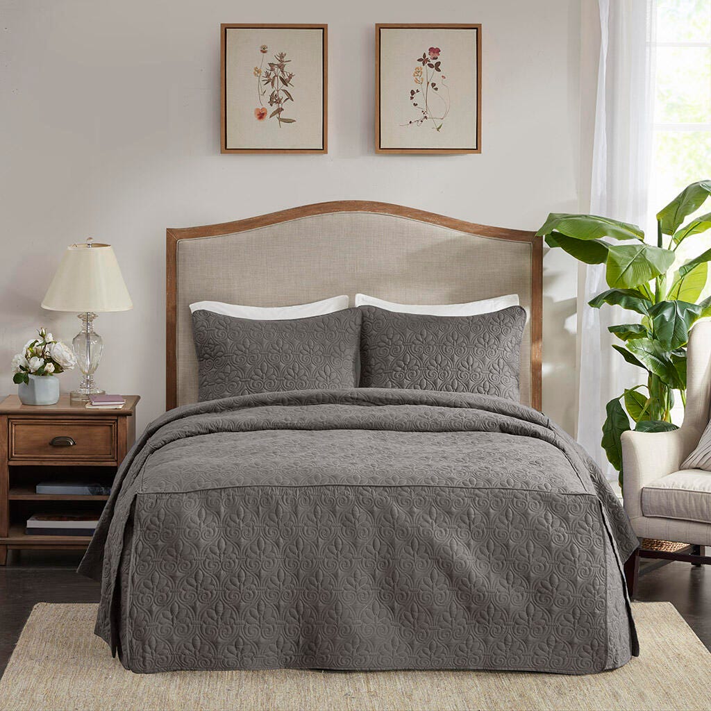Quebec King 3 Piece Split Corner Pleated Quilted Bedspread, Dark Gray, large
