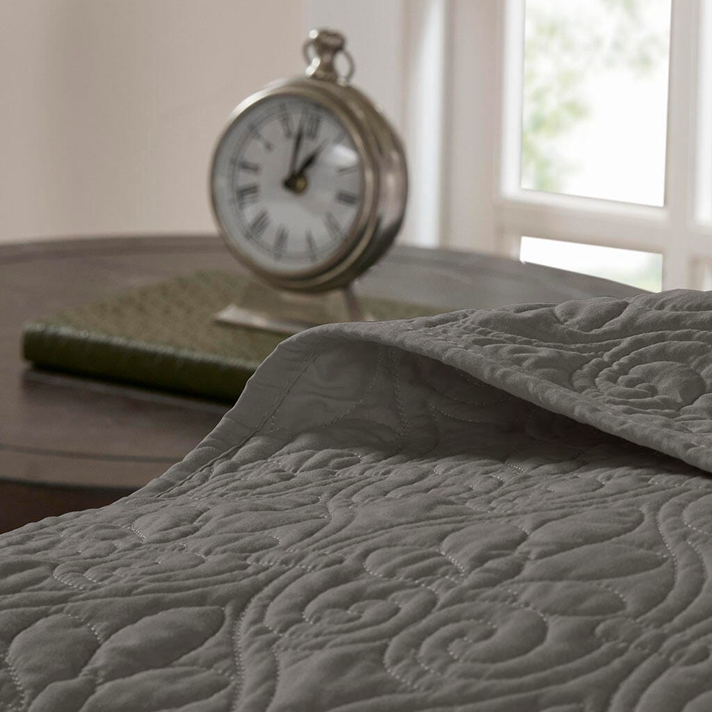 Quebec Queen Reversible Bedspread Set, Dark Gray, large