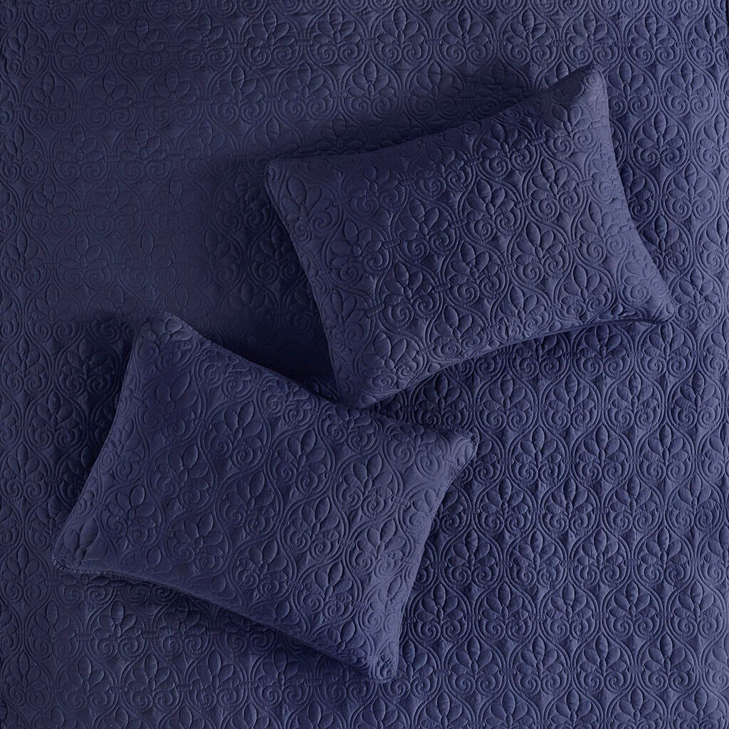 Quebec Queen 3 Piece Split Corner Pleated Quilted Bedspread, Navy, large