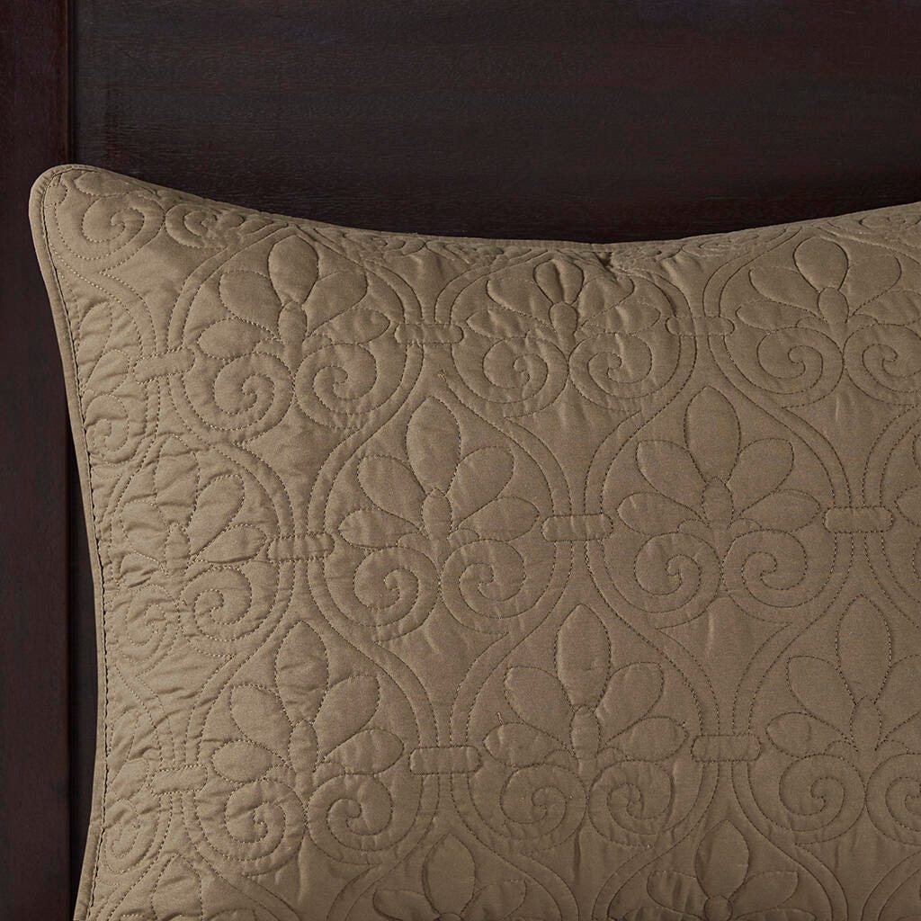 Quebec King/California King Reversible Quilt Set, Mocha, large