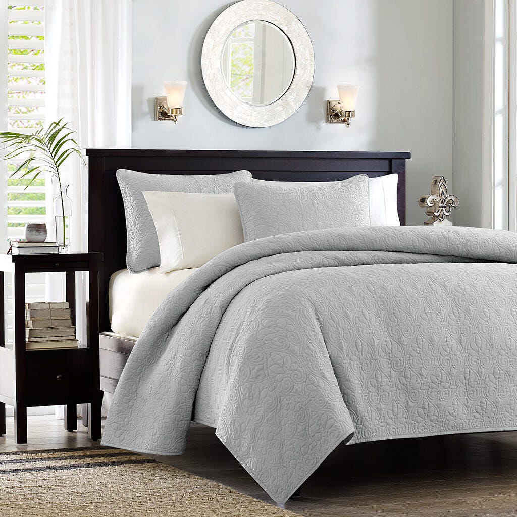Quebec King/California King Reversible Quilt Set, Gray, large