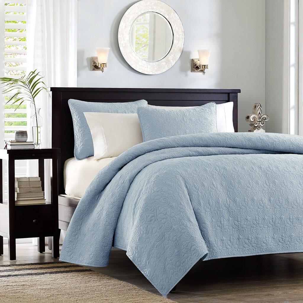 Quebec King/California King Reversible Quilt Set, Blue, large