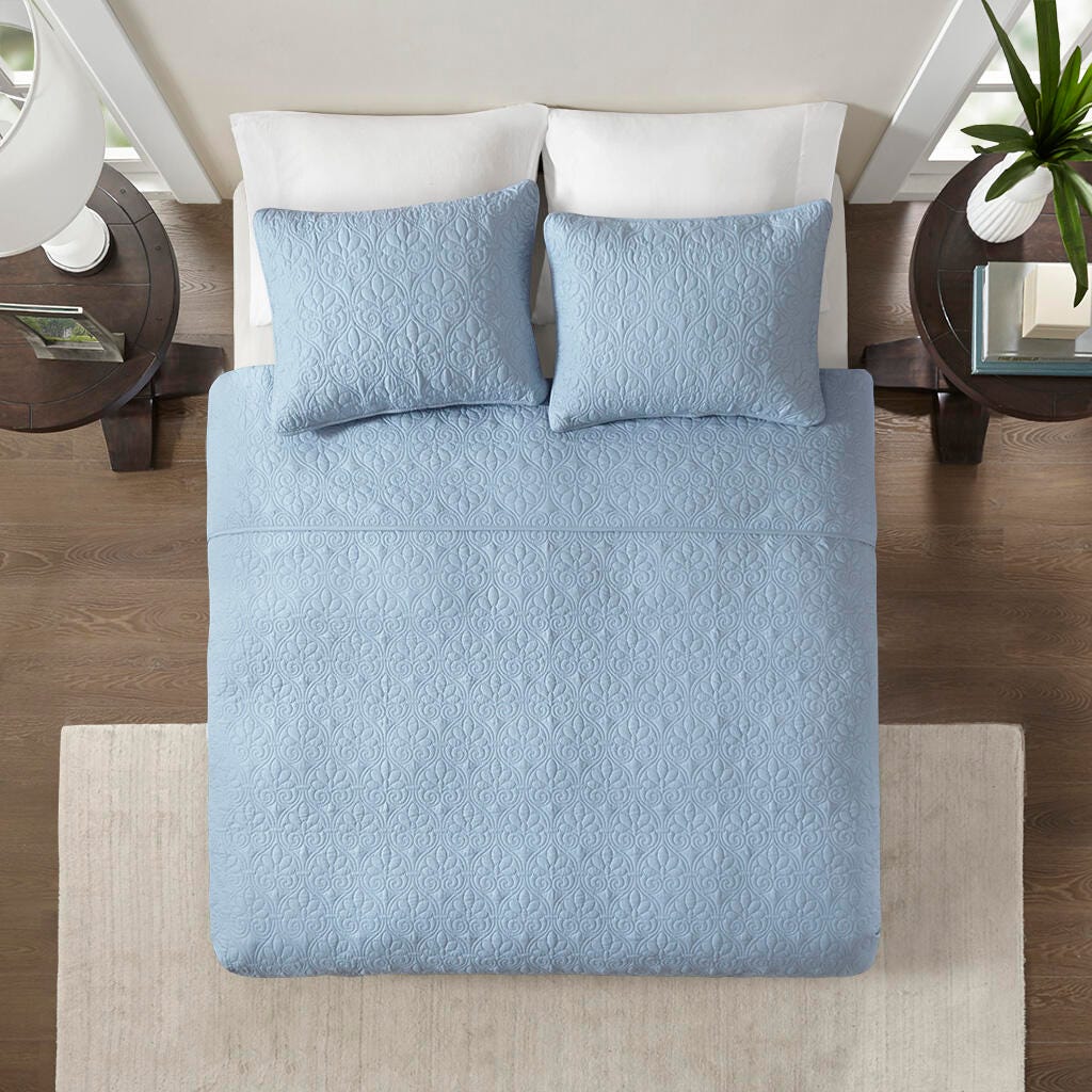 Quebec Full/Queen Reversible Quilt Set, Blue, large