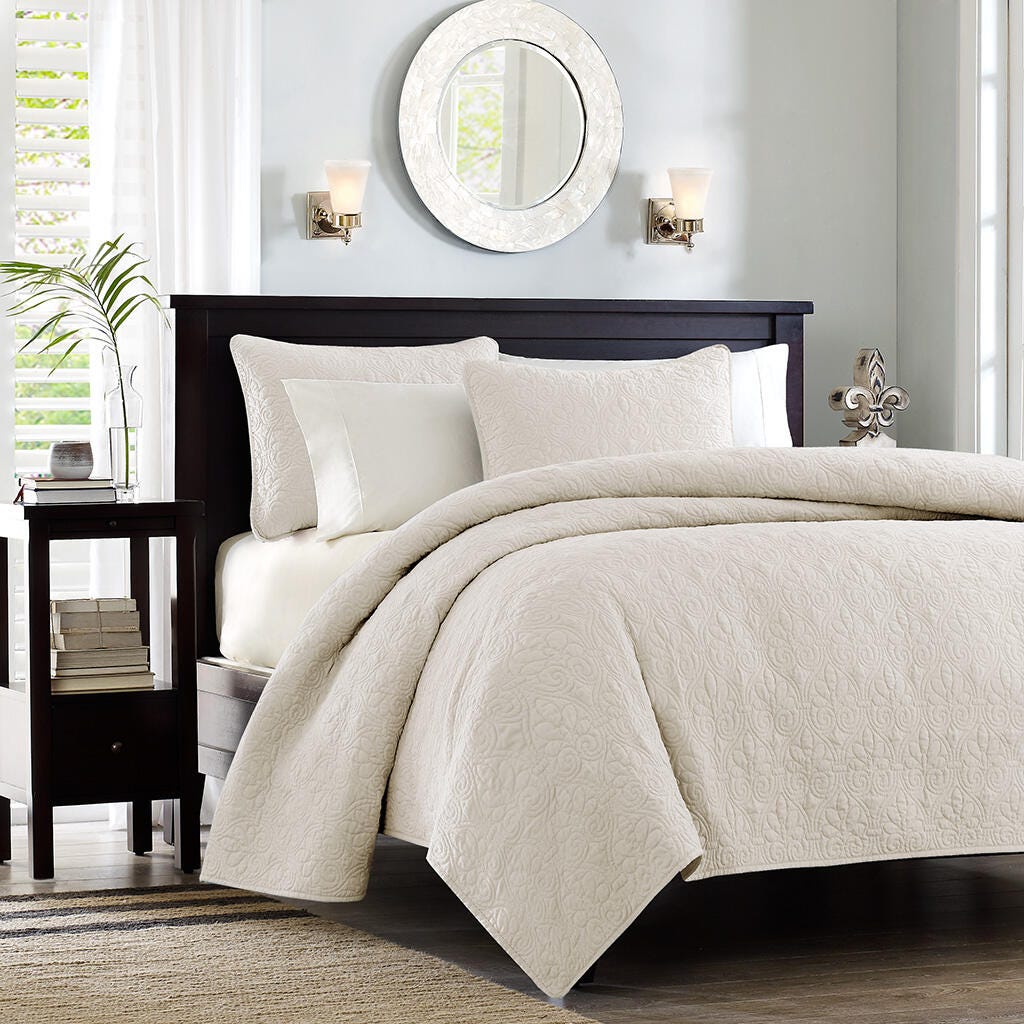 Quebec Twin/Twin XL Reversible Quilt Set, Cream, large