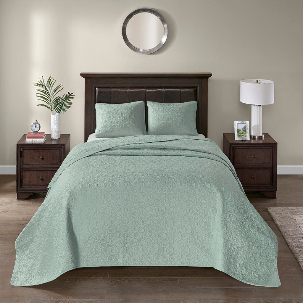 Quebec Queen Reversible Bedspread Set, Seafoam, large