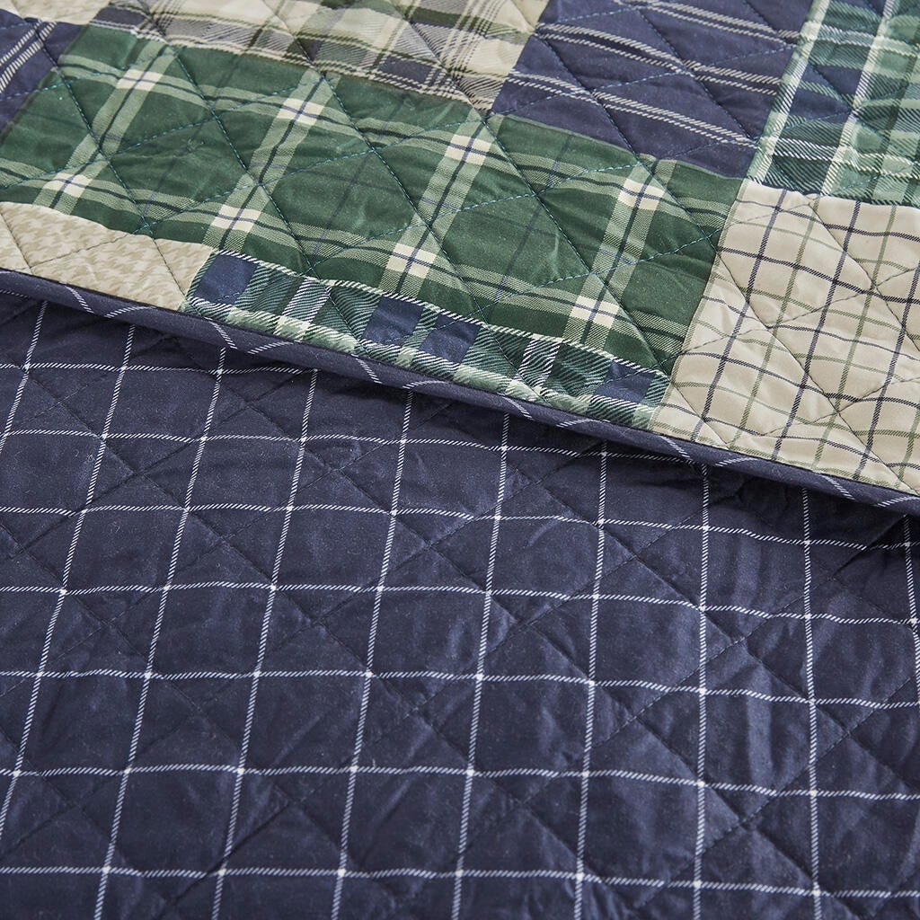 Timber Full/Queen 3 Piece Reversible Printed Quilt Set, Green/Navy, large