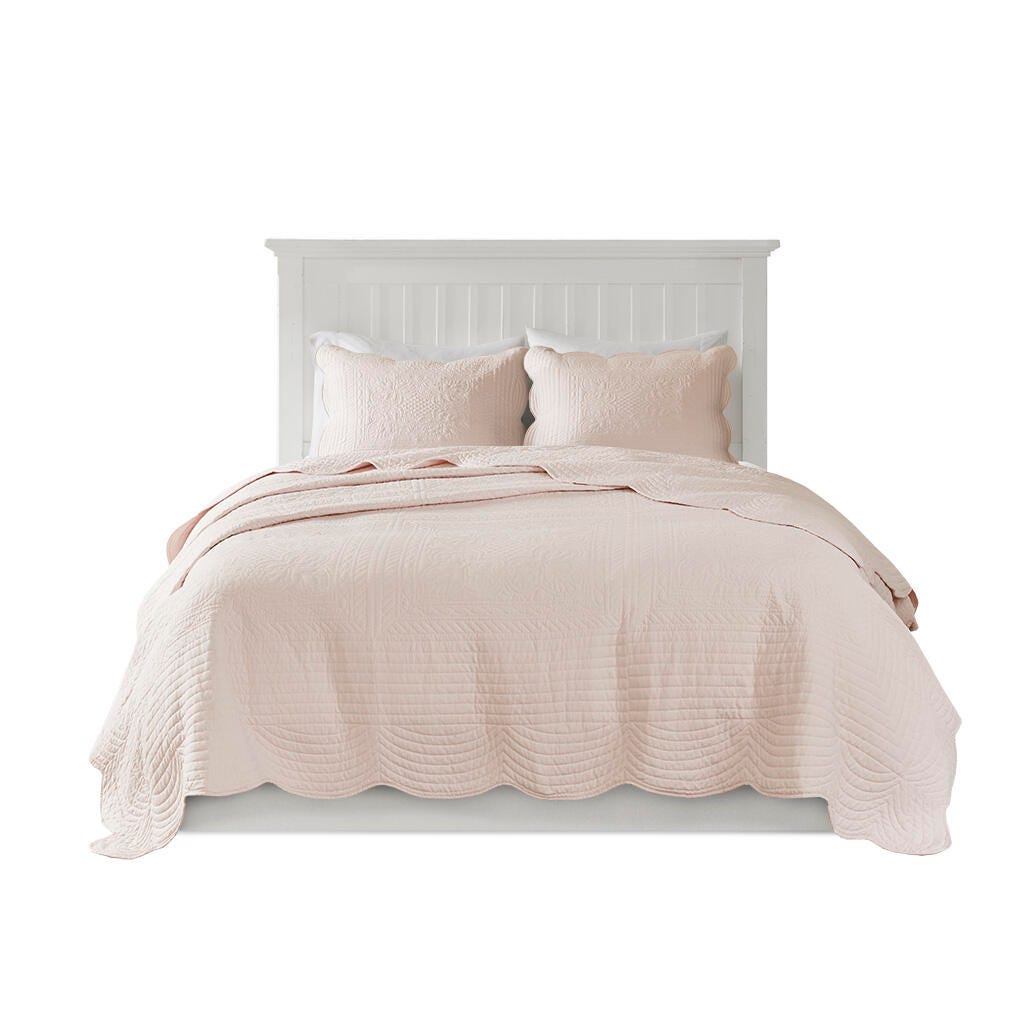 Tuscany King/California King 3 Piece Reversible Scalloped Edge Quilt Set, Blush, rollover