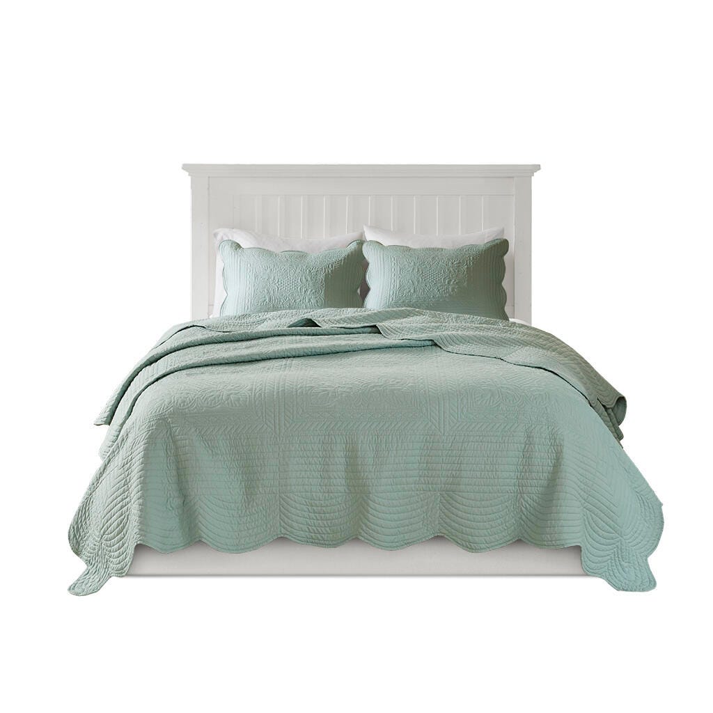 Tuscany King/California King 3 Piece Reversible Scalloped Edge Quilt Set, Seafoam, large