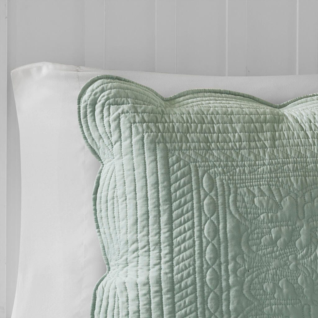 Tuscany / 3 Piece Reversible Scalloped Edge Quilt Set, , large