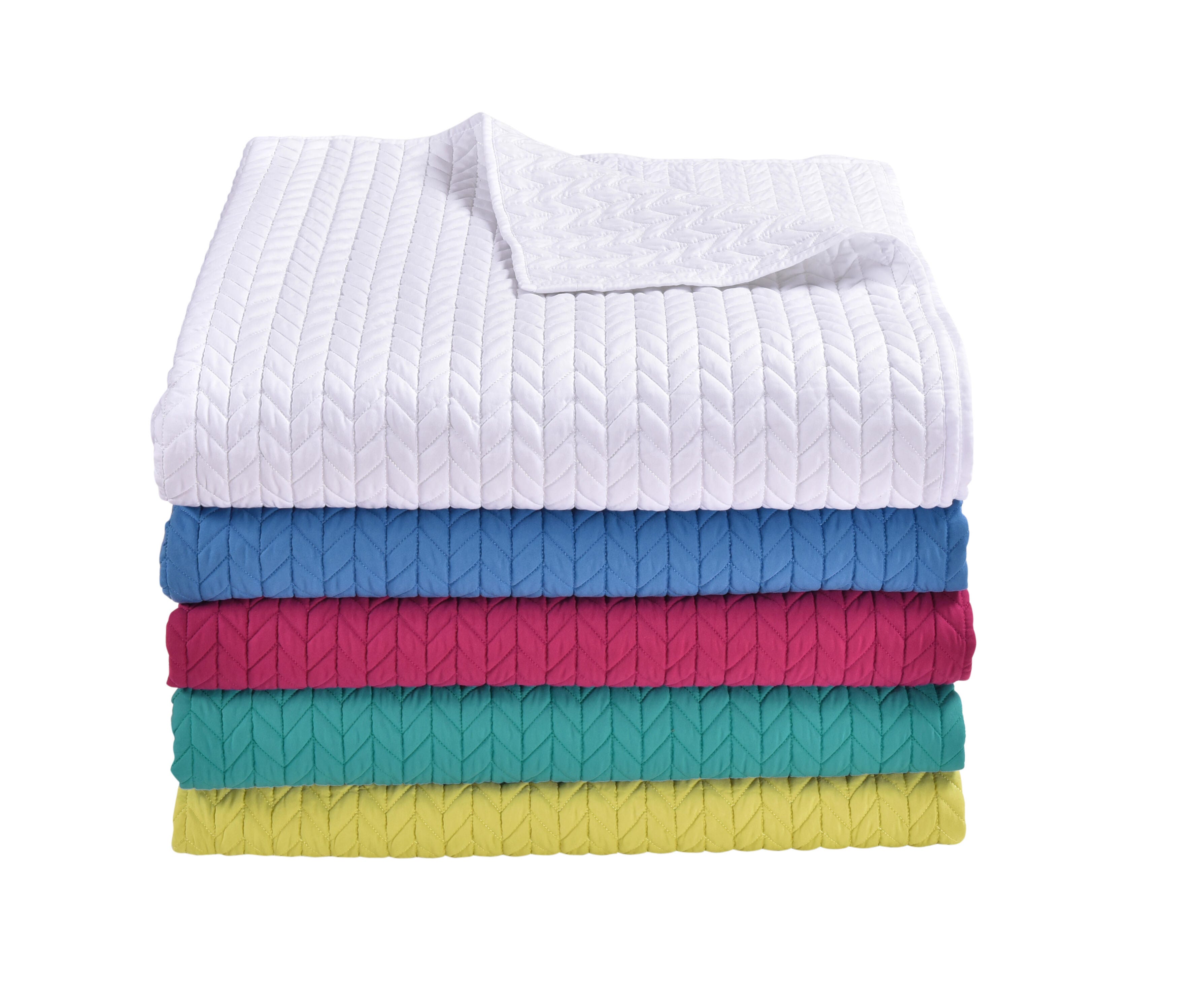 J.Queen New York Cayman Full/Queen Quilt, Chartreuse, large