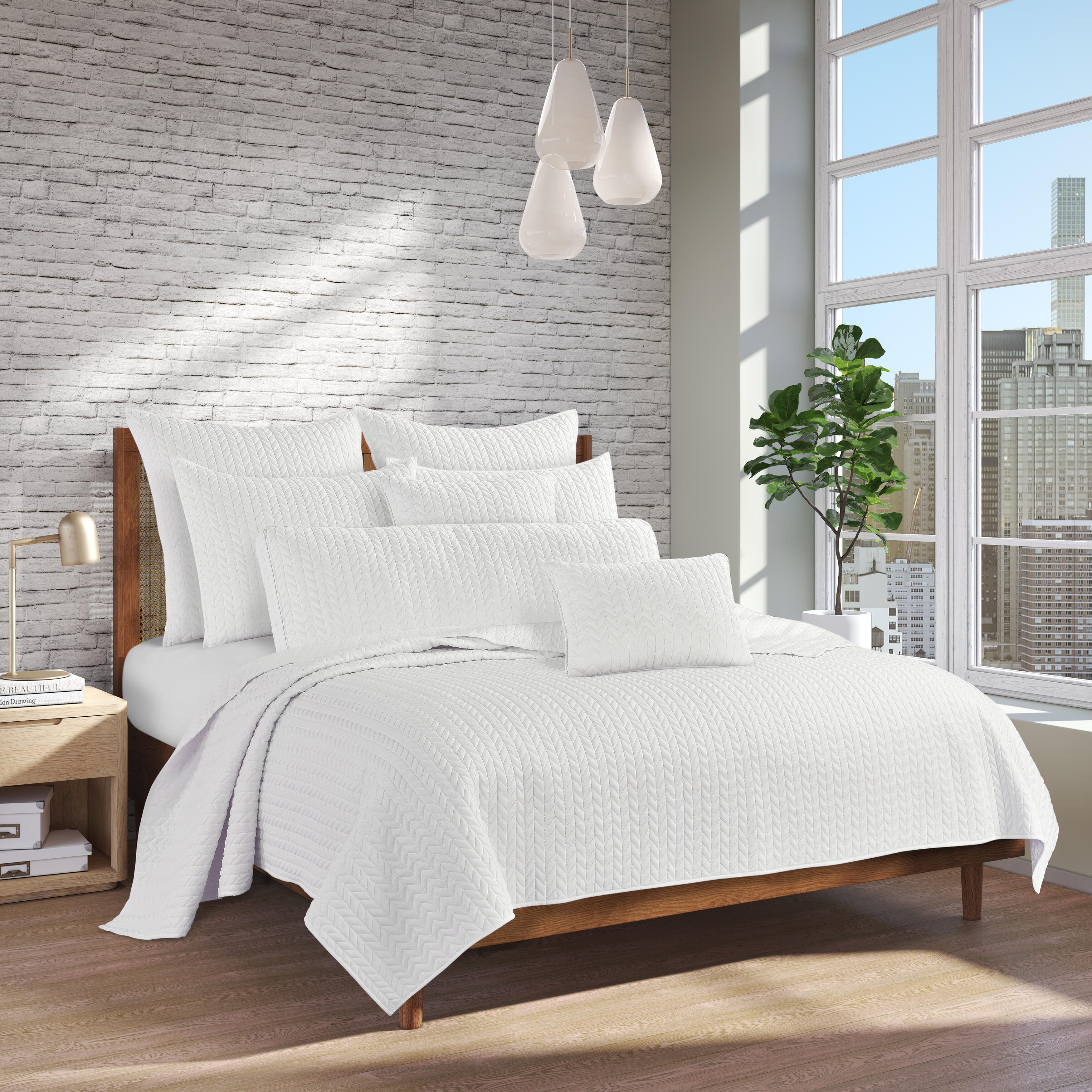 J.Queen New York Cayman Twin/Twin Xl Quilt, White, large
