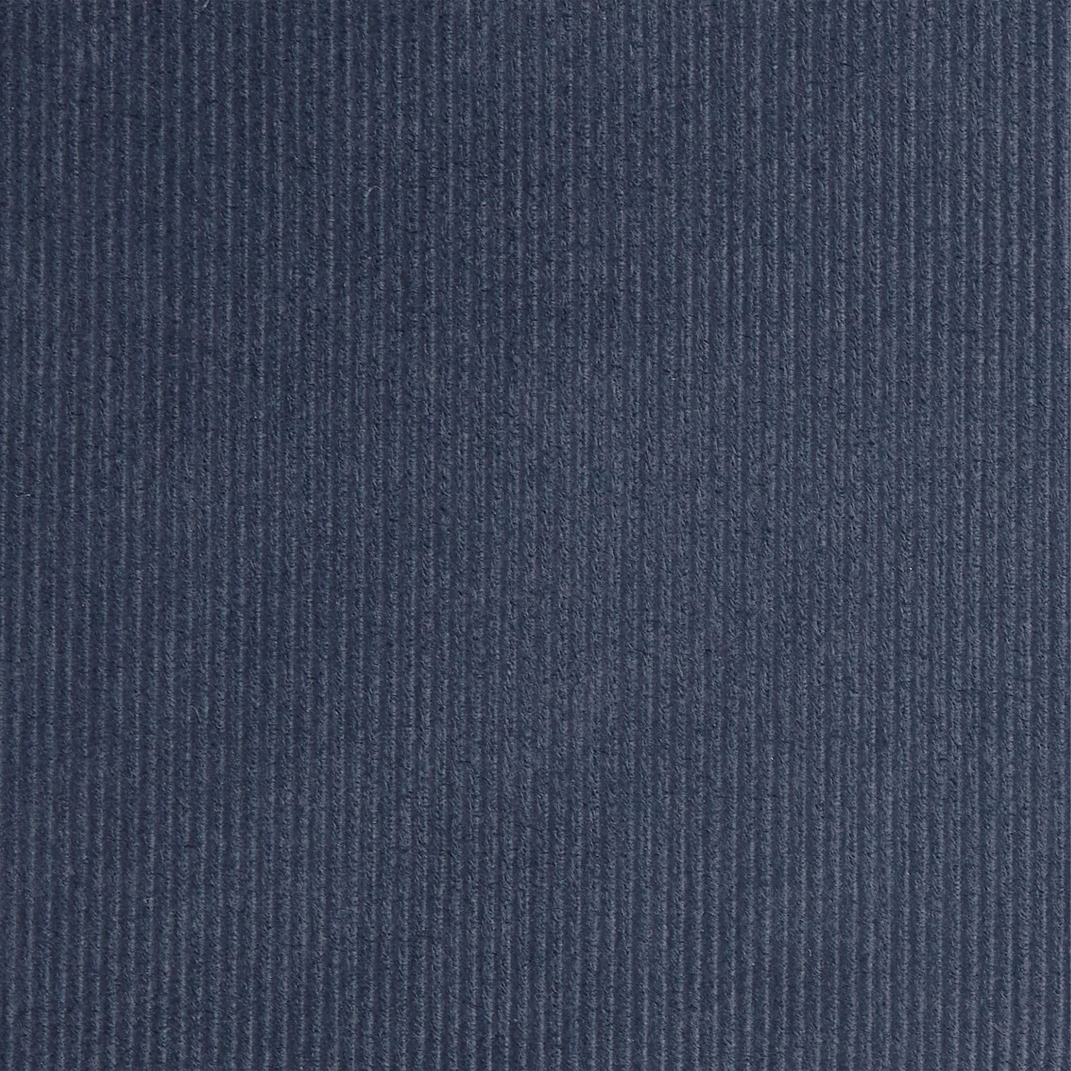 Swatch color Navy , product with this swatch is currently selected