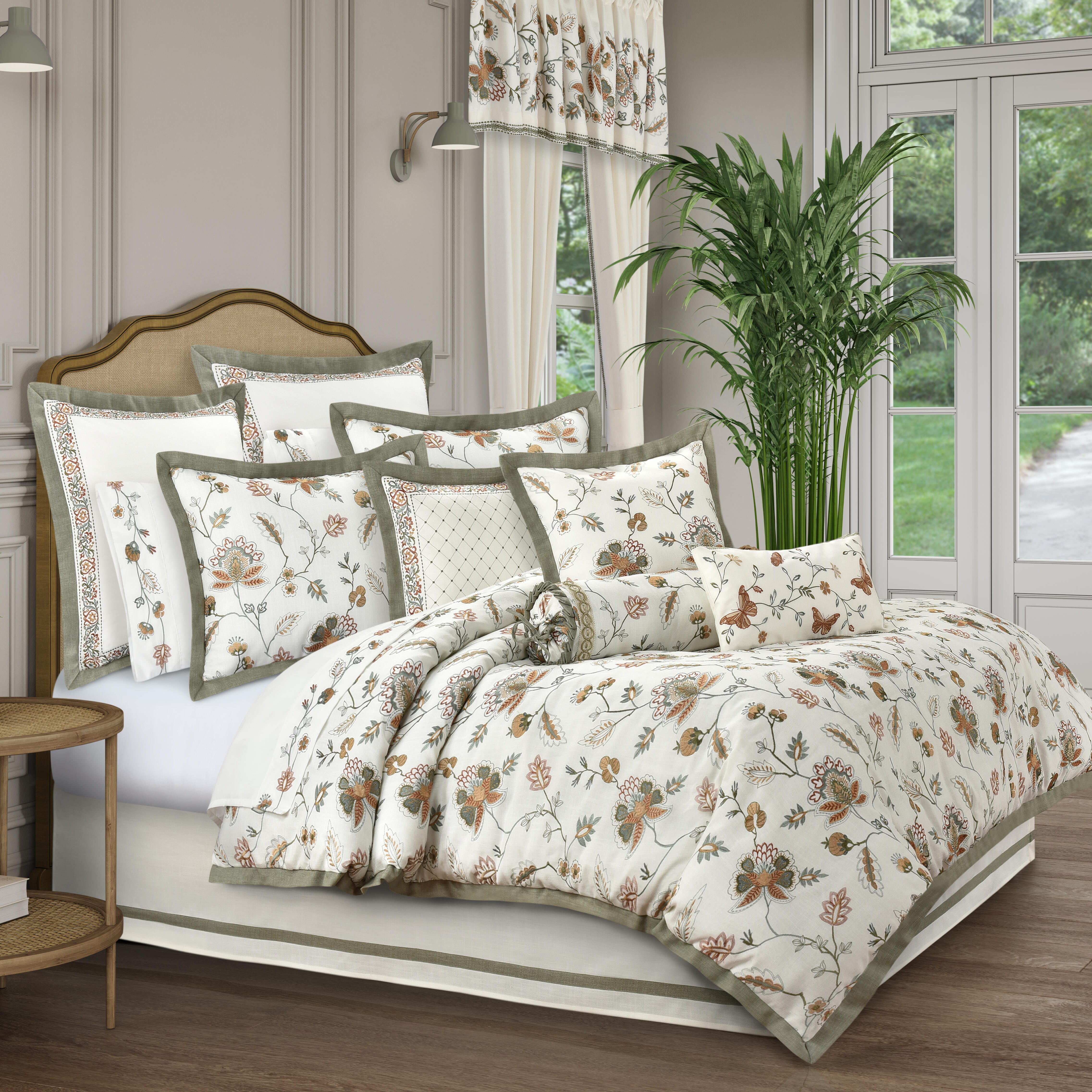 J. Queen New York Athena Queen 4 Piece Comforter Set, Harvest, large