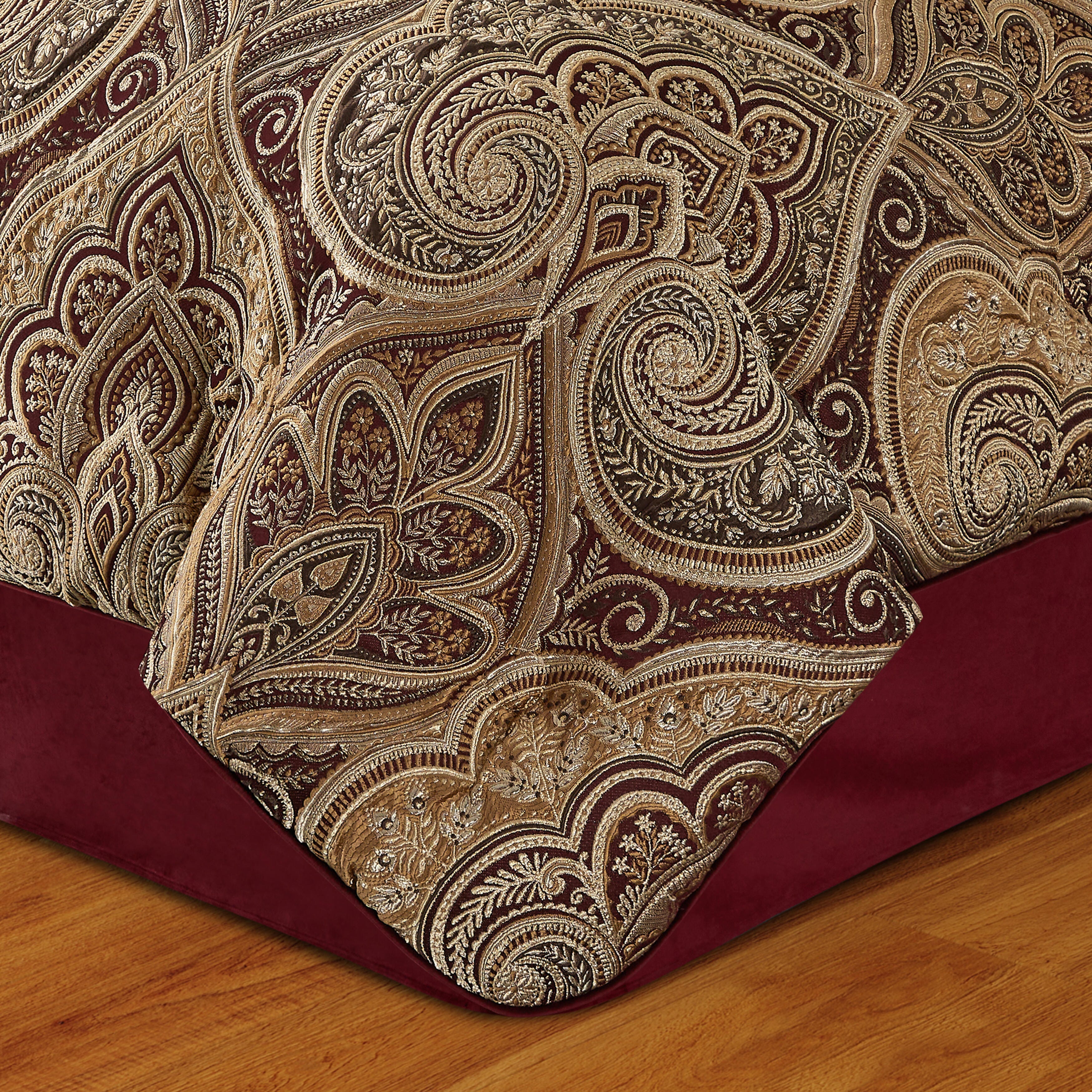 Five Queens Court Bordeaux Queen 4 Piece Comforter Set, Crimson, large