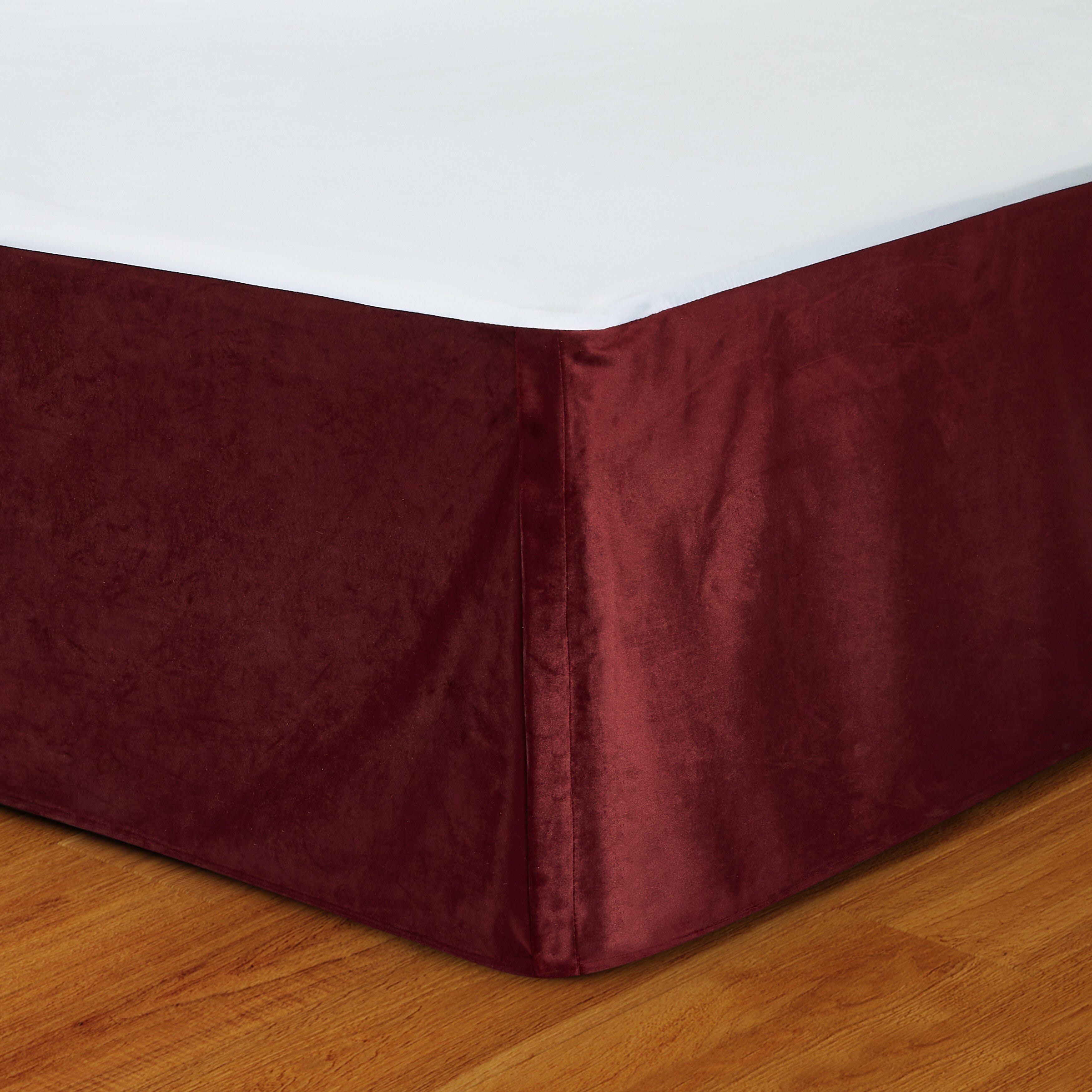 Five Queens Court Bordeaux King 4 Piece Comforter Set, Crimson, large