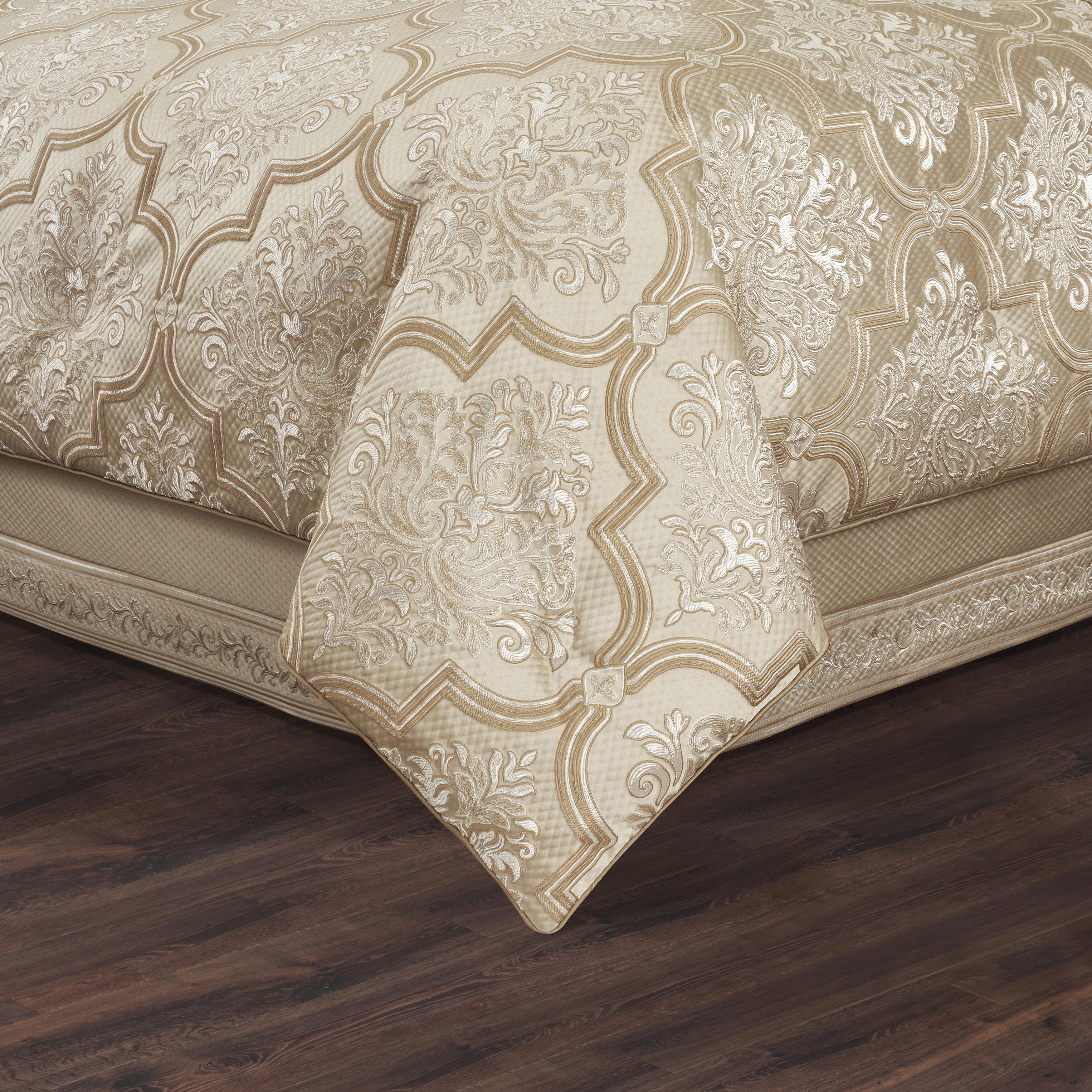 J.Queen New York Sezanne Queen 2 Piece Comforter Set, Champagne, large