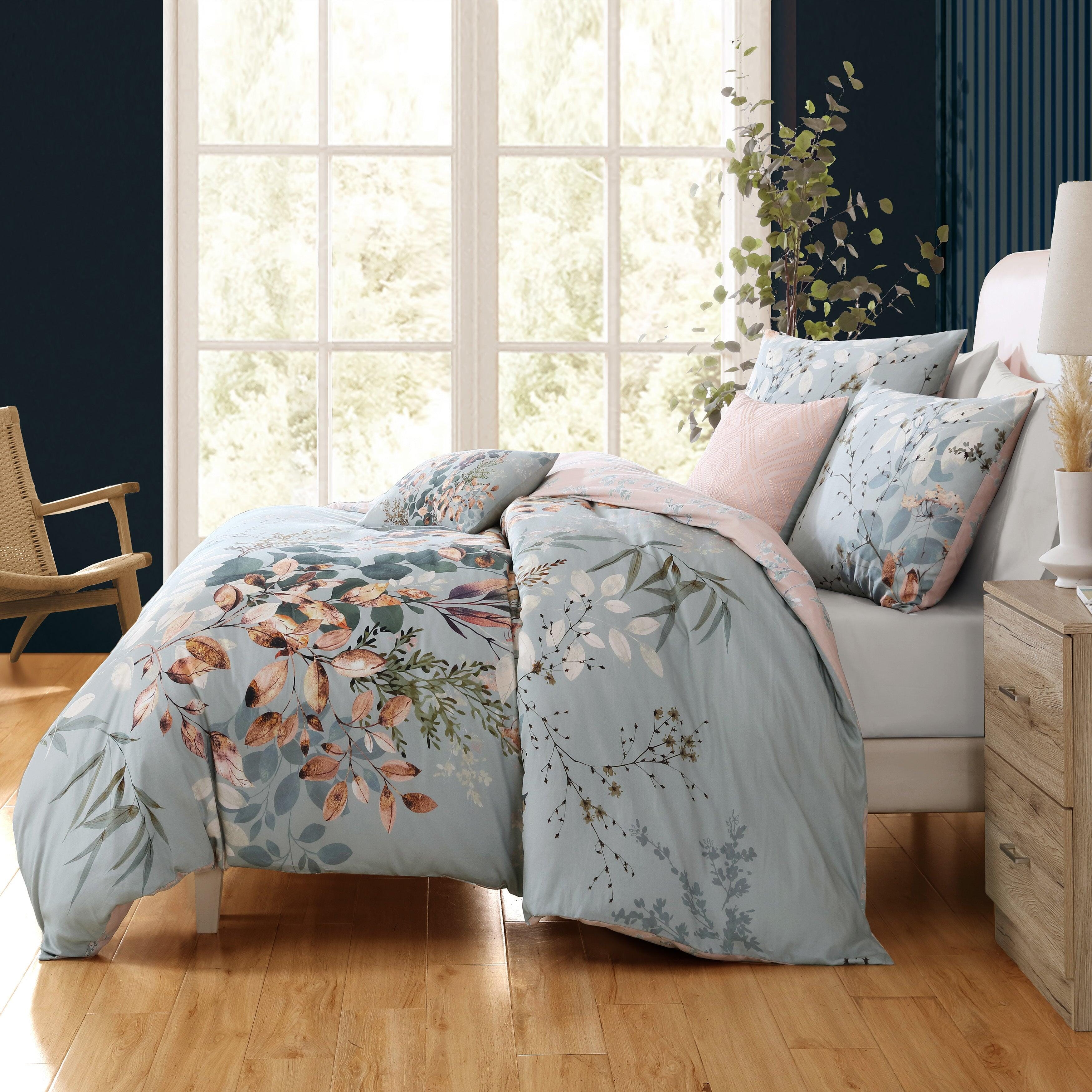 Peach Leaves on Sage 5 Piece Queen Size Reversible Comforter Set