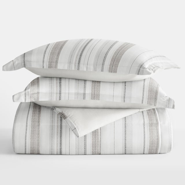 iEnjoy Home Vertical Stripe Full/Queen Comforter Set