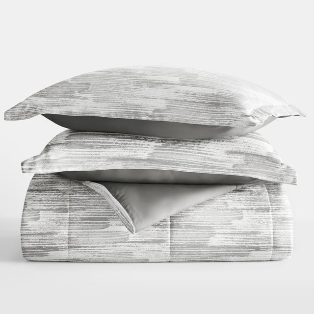 iEnjoy Home Textured Stripe Full/Queen Reversible Comforter Set