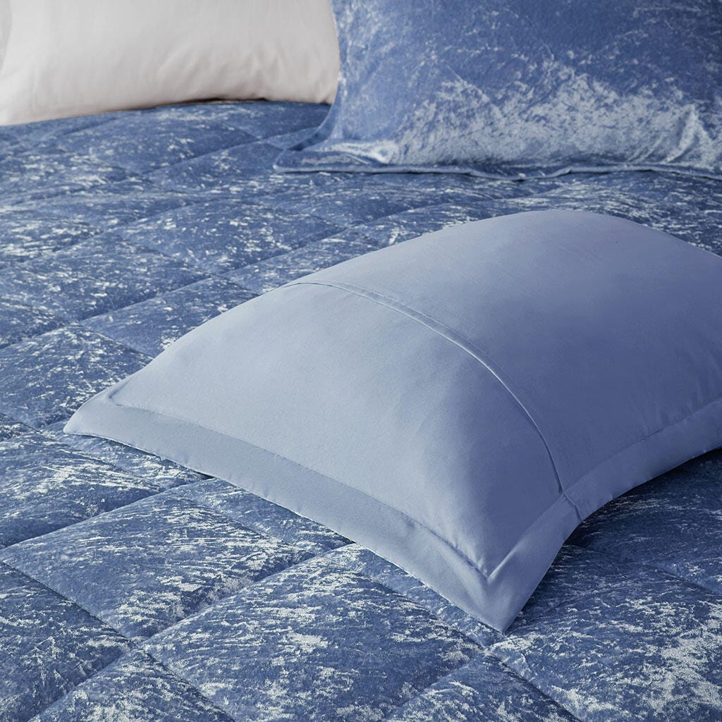 Intelligent Design Velvet King/California King Comforter Set with Throw Pillow, Blue, large
