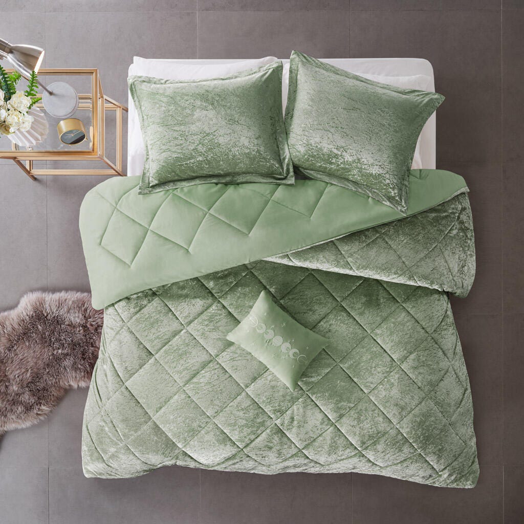 Intelligent Design Velvet Full/Queen Comforter Set with Throw Pillow, Green, large