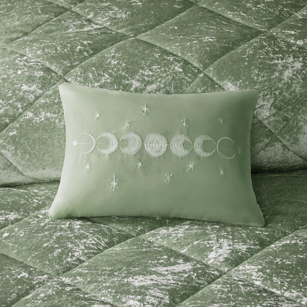Intelligent Design Velvet Full/Queen Comforter Set with Throw Pillow, Green, large