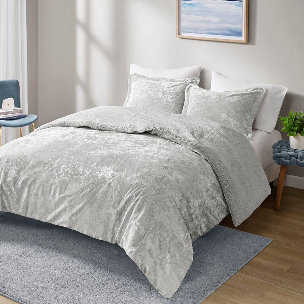 Intelligent Design Crushed Velvet Sherpa Reversible Full/Queen Comforter Set, Silver, large