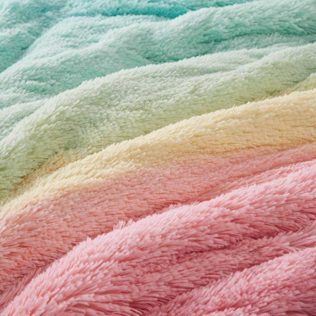 Mi Zone Shaggy Faux Fur Full/Queen Comforter Set, Multi, large