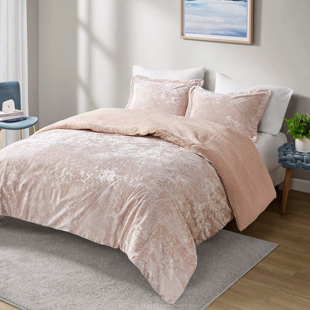 Intelligent Design Crushed Velvet Sherpa Reversible Full/Queen Comforter Set, Blush, large