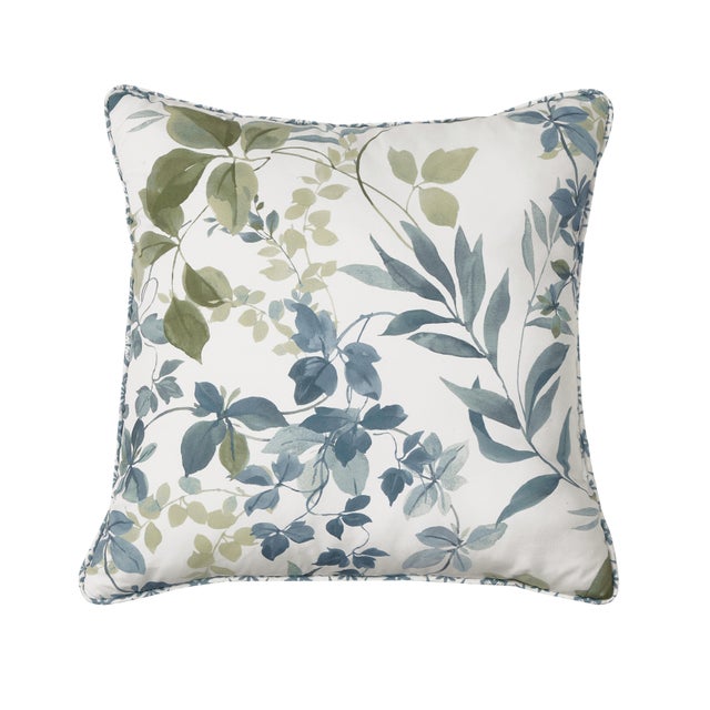 Royal Court Evergreen Decorative Throw Pillow