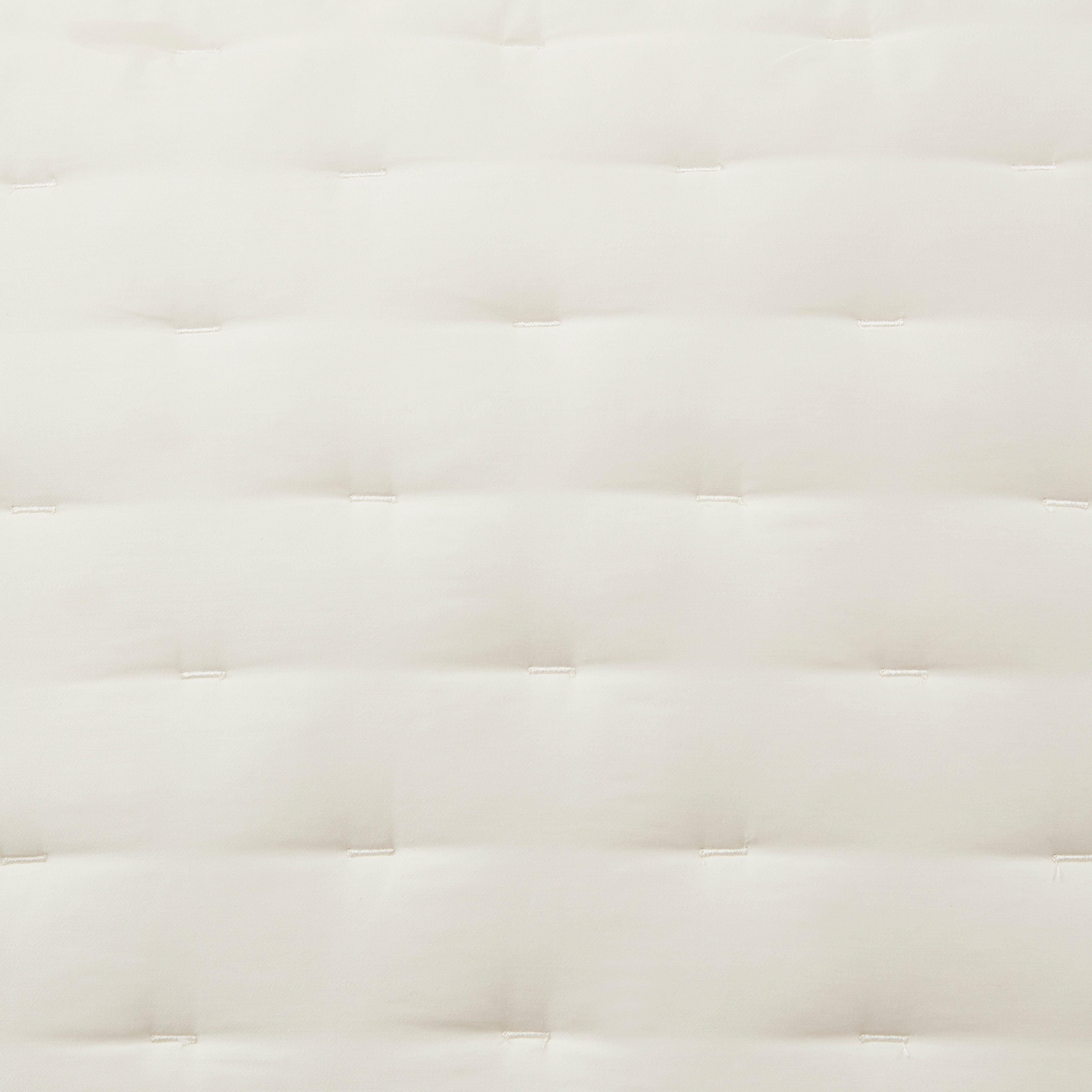 Swatch color Ivory 