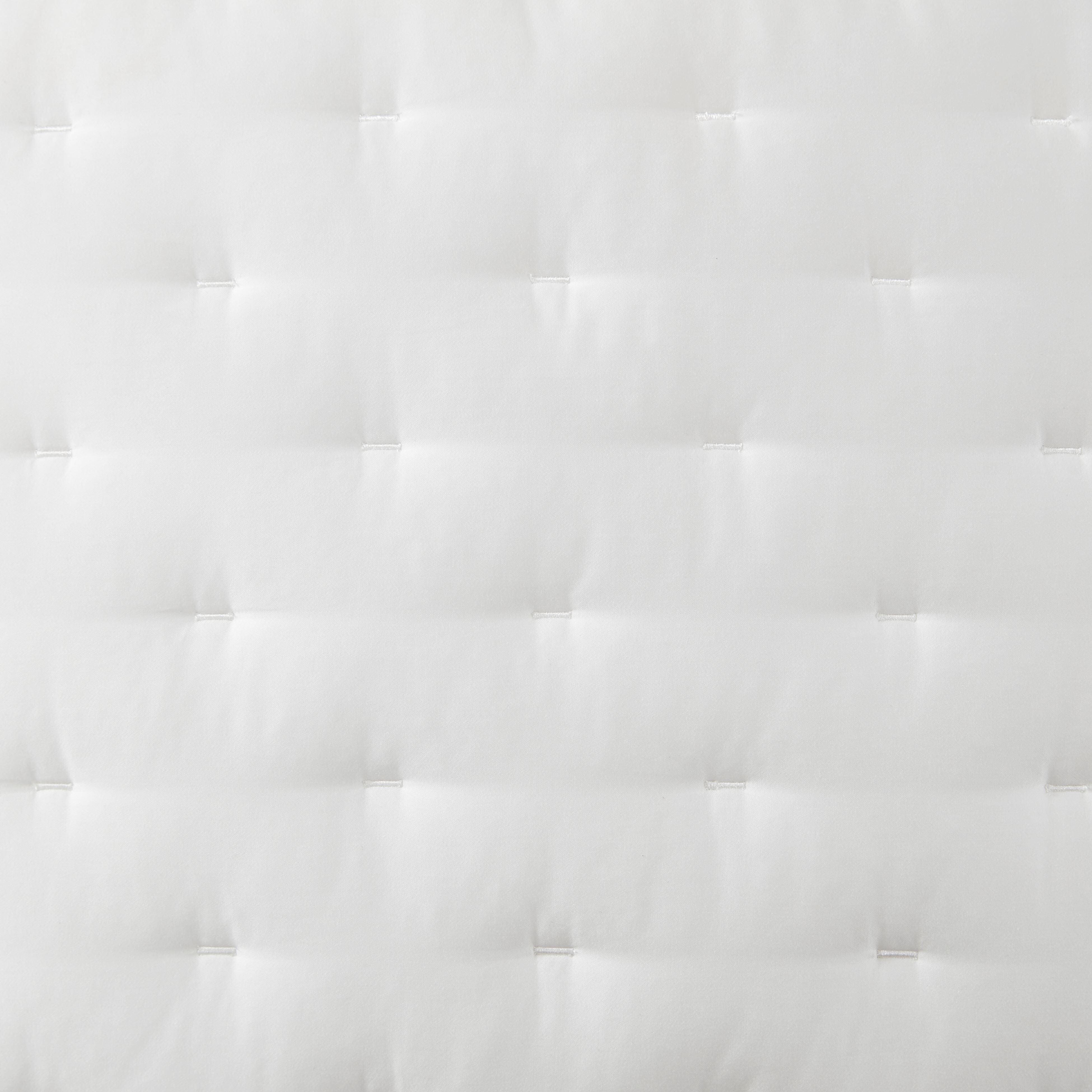 Swatch color White 