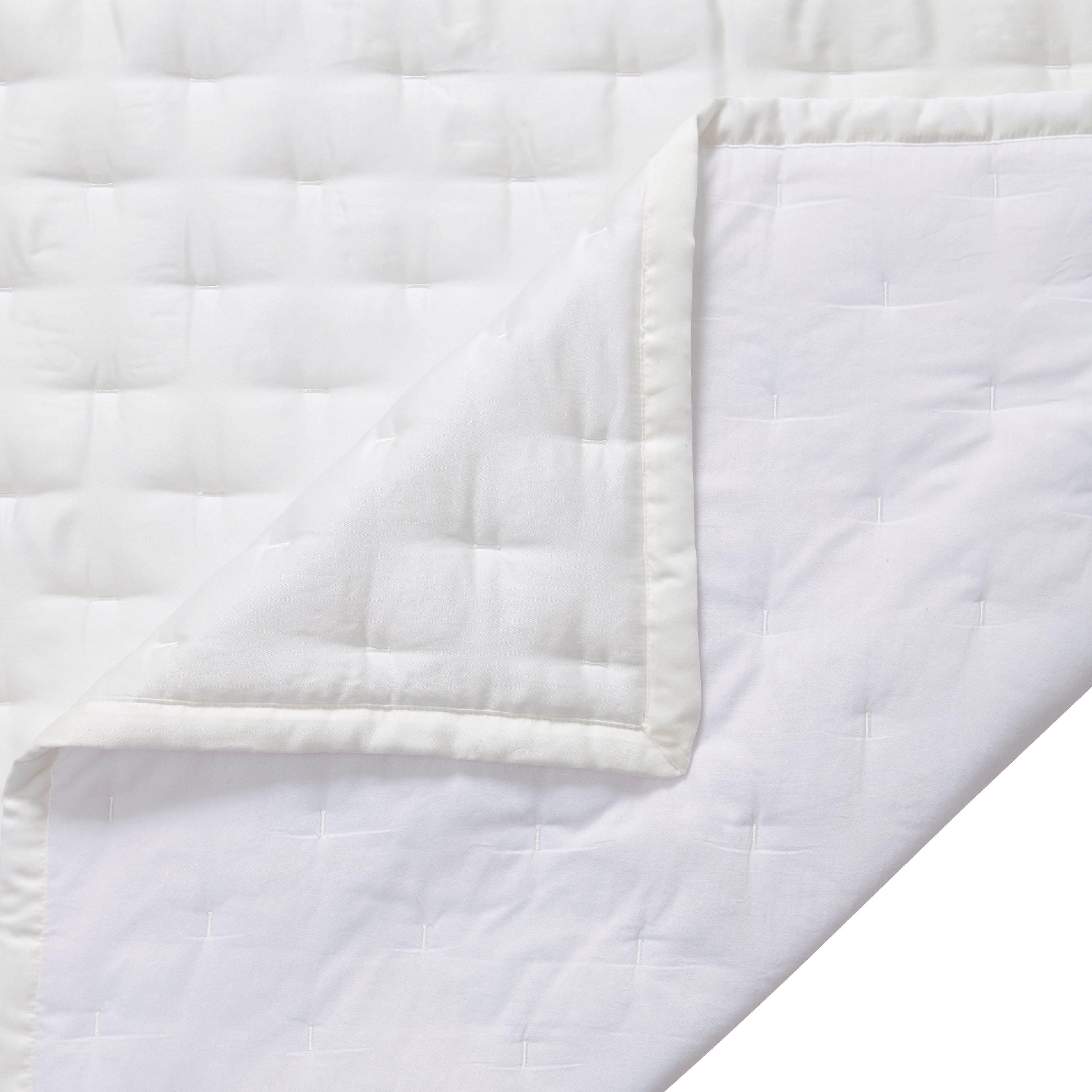 HiEnd Accents Lyocell 3-Piece King Quilt Set, White, large