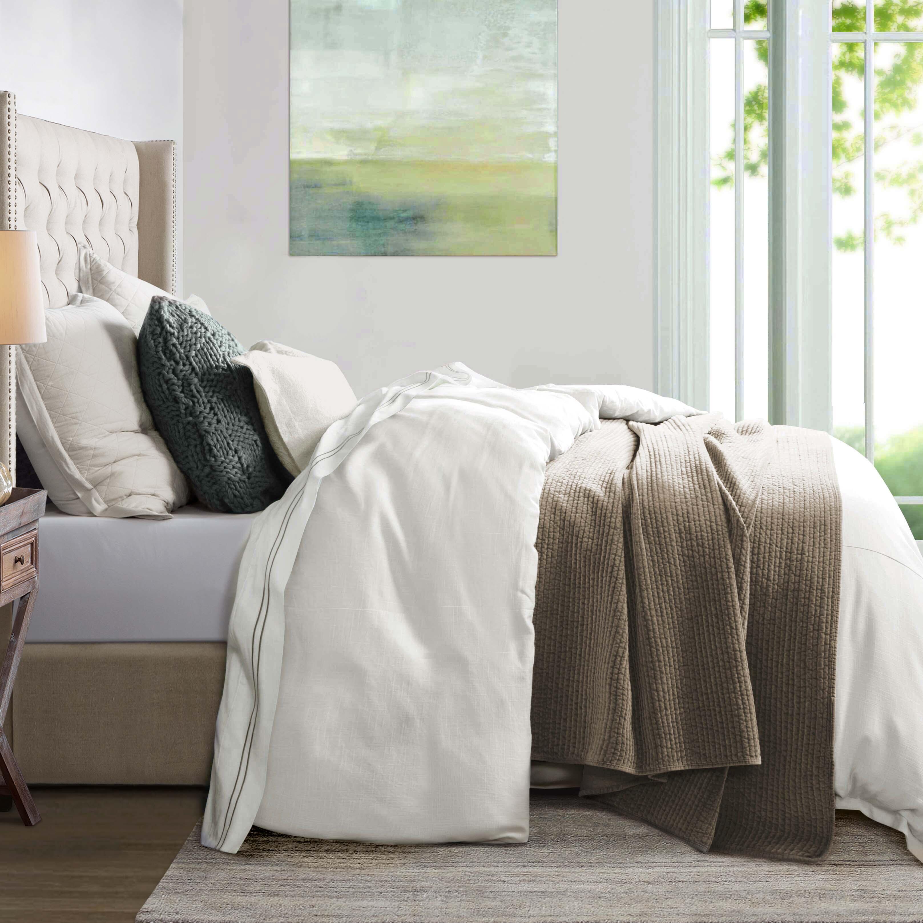 HiEnd Accents Hera 3-Piece King Duvet Cover Set, White, large