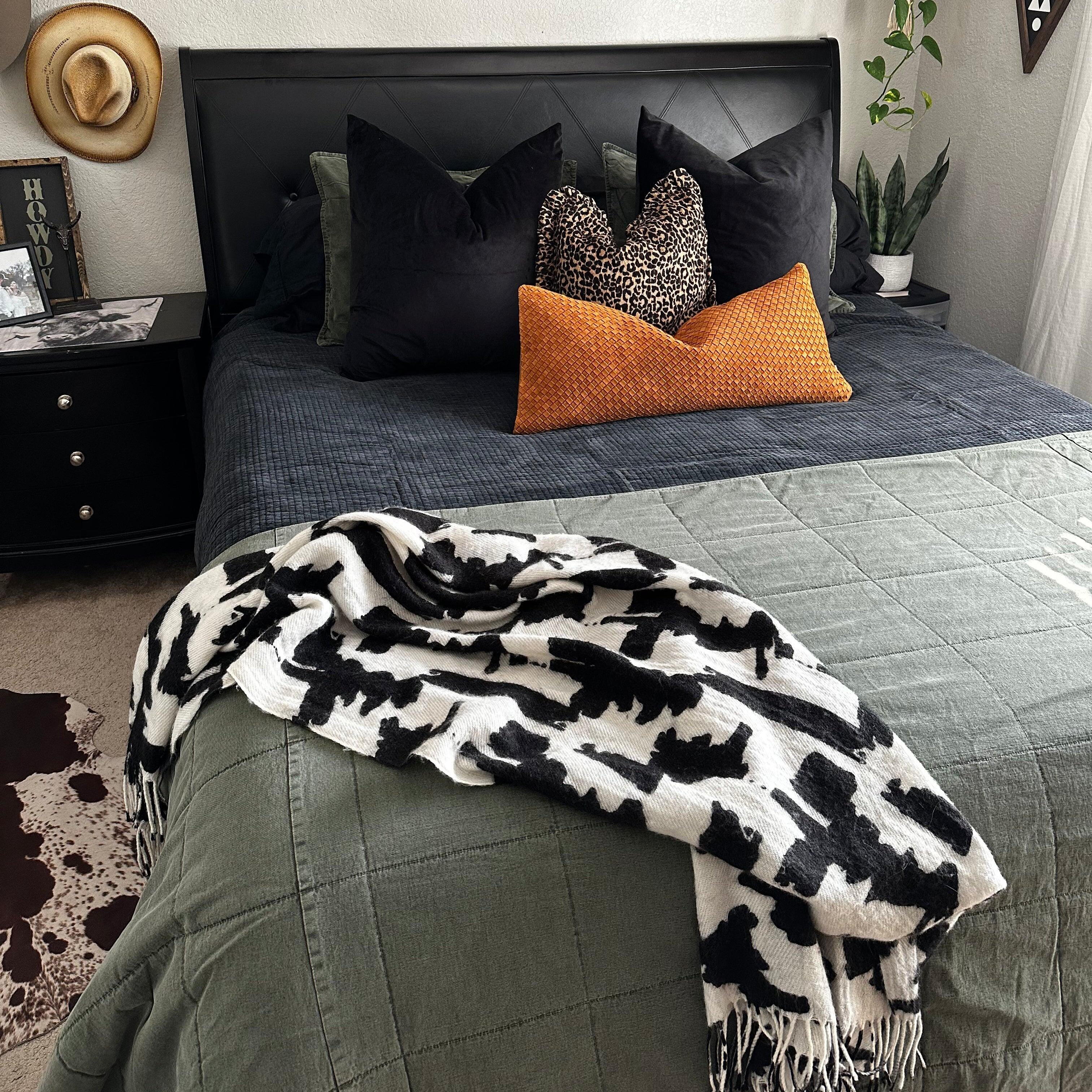 HiEnd Accents Stonewashed 3-Piece King Quilt Set, Black, large