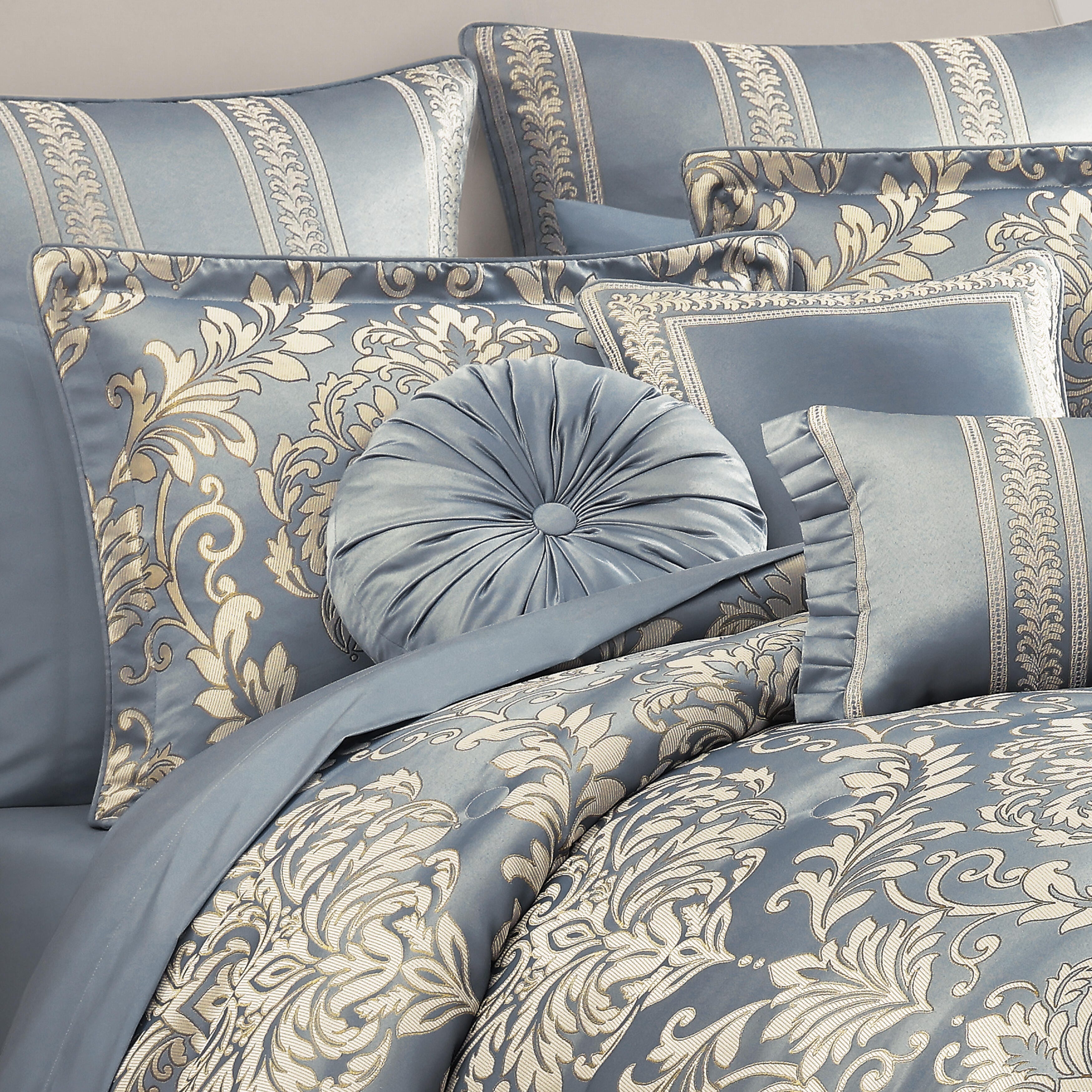 Royal Court Lorenzo Round Throw Pillow, , large