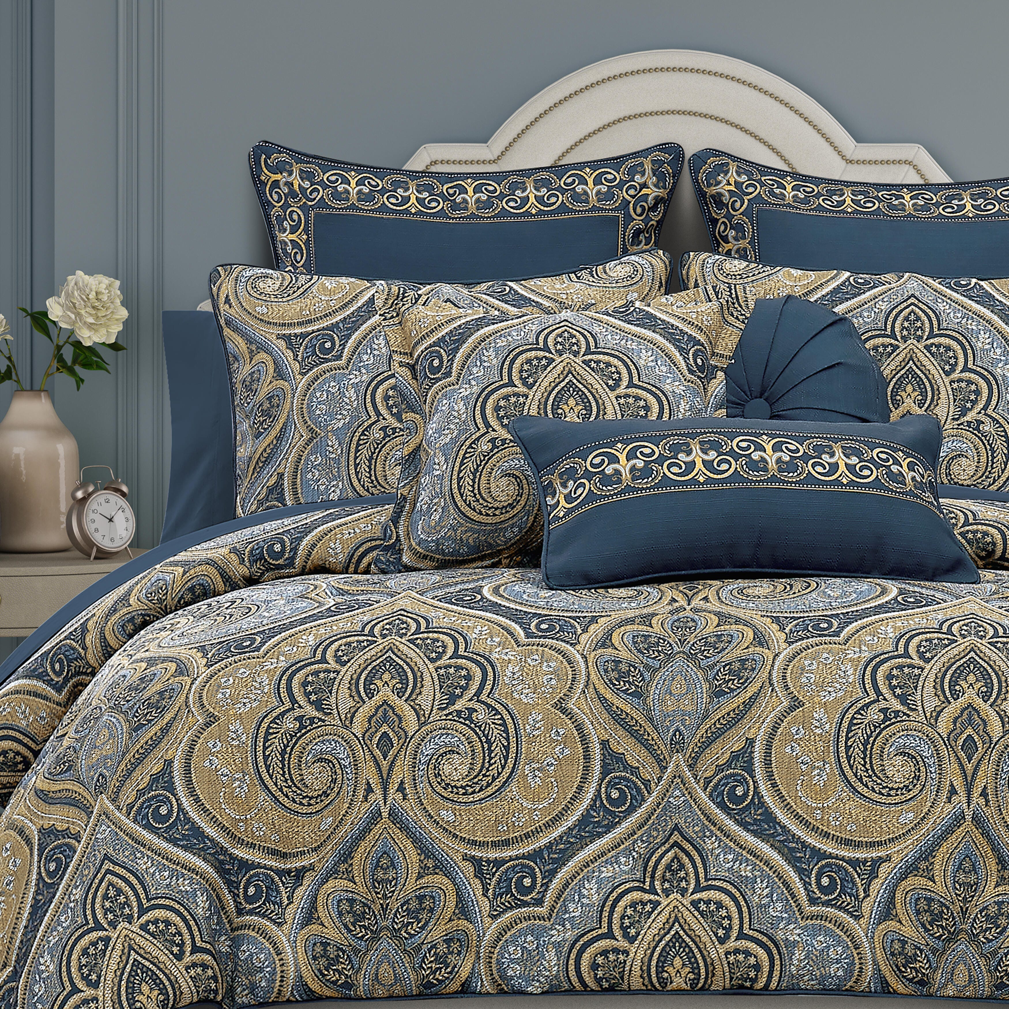 Royal Court Messina 3 Piece Full/Queen Comforter Set, Navy, large