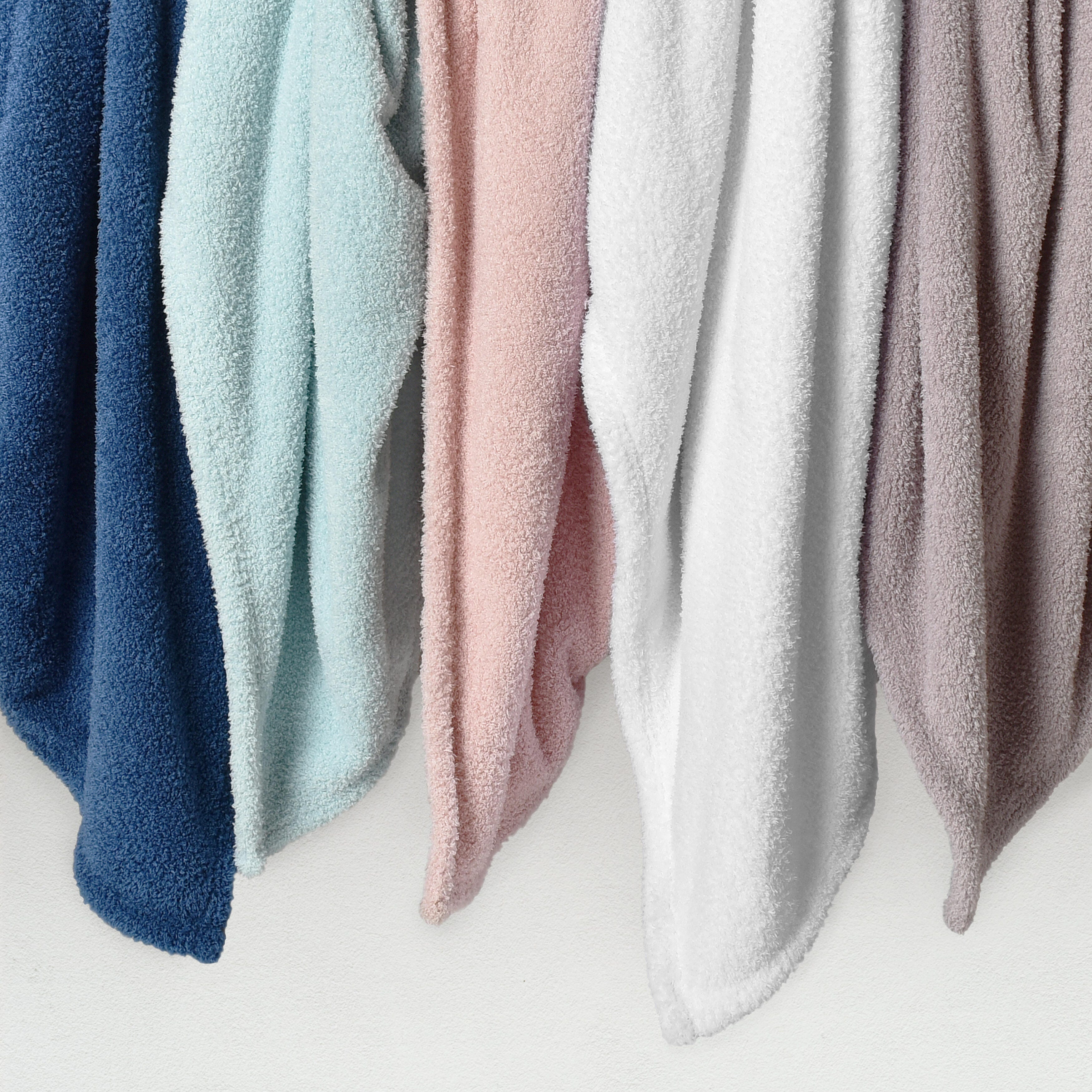 J. Queen Bold Cozy Throw, White, large