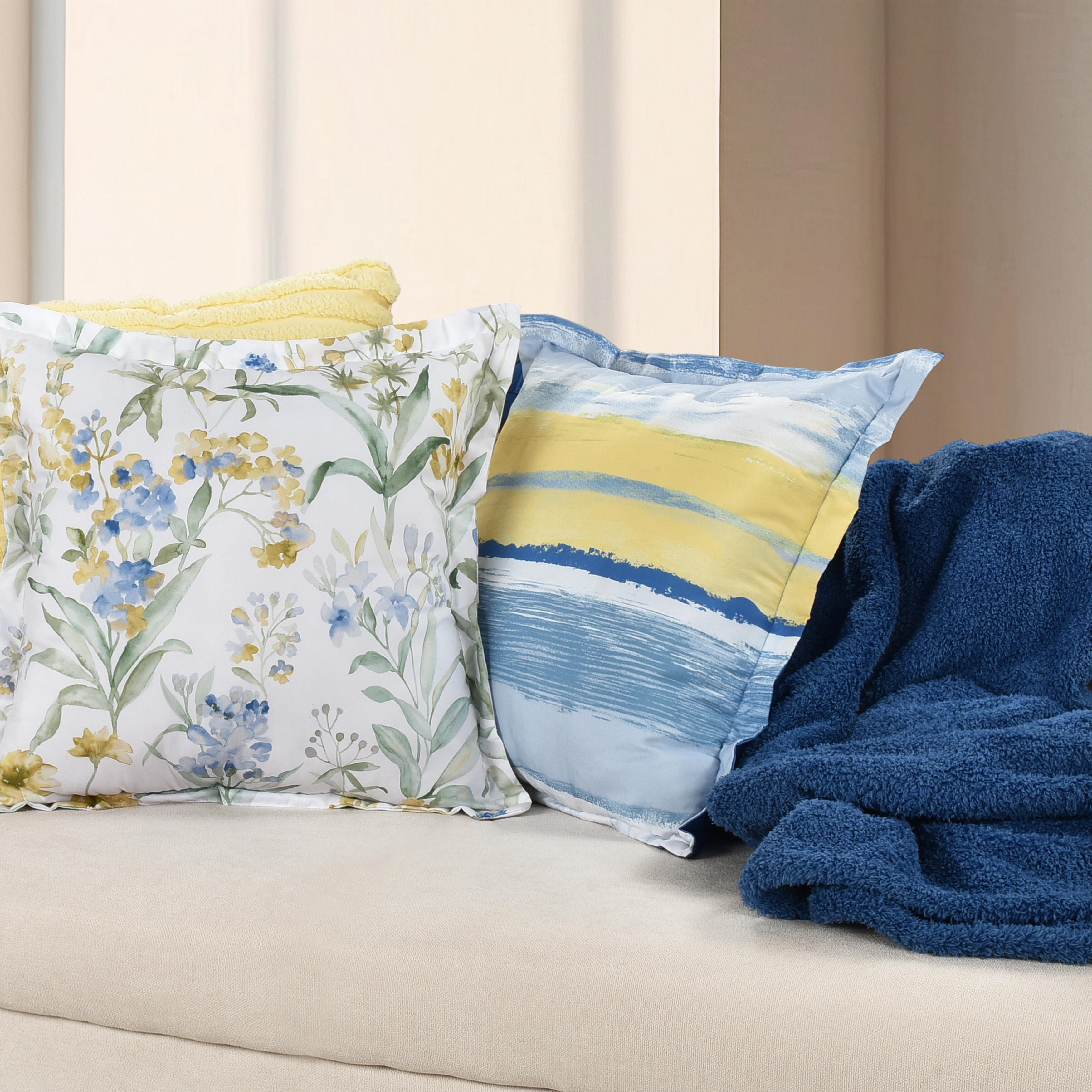 J. Queen Bold Cozy Throw, Blue, large