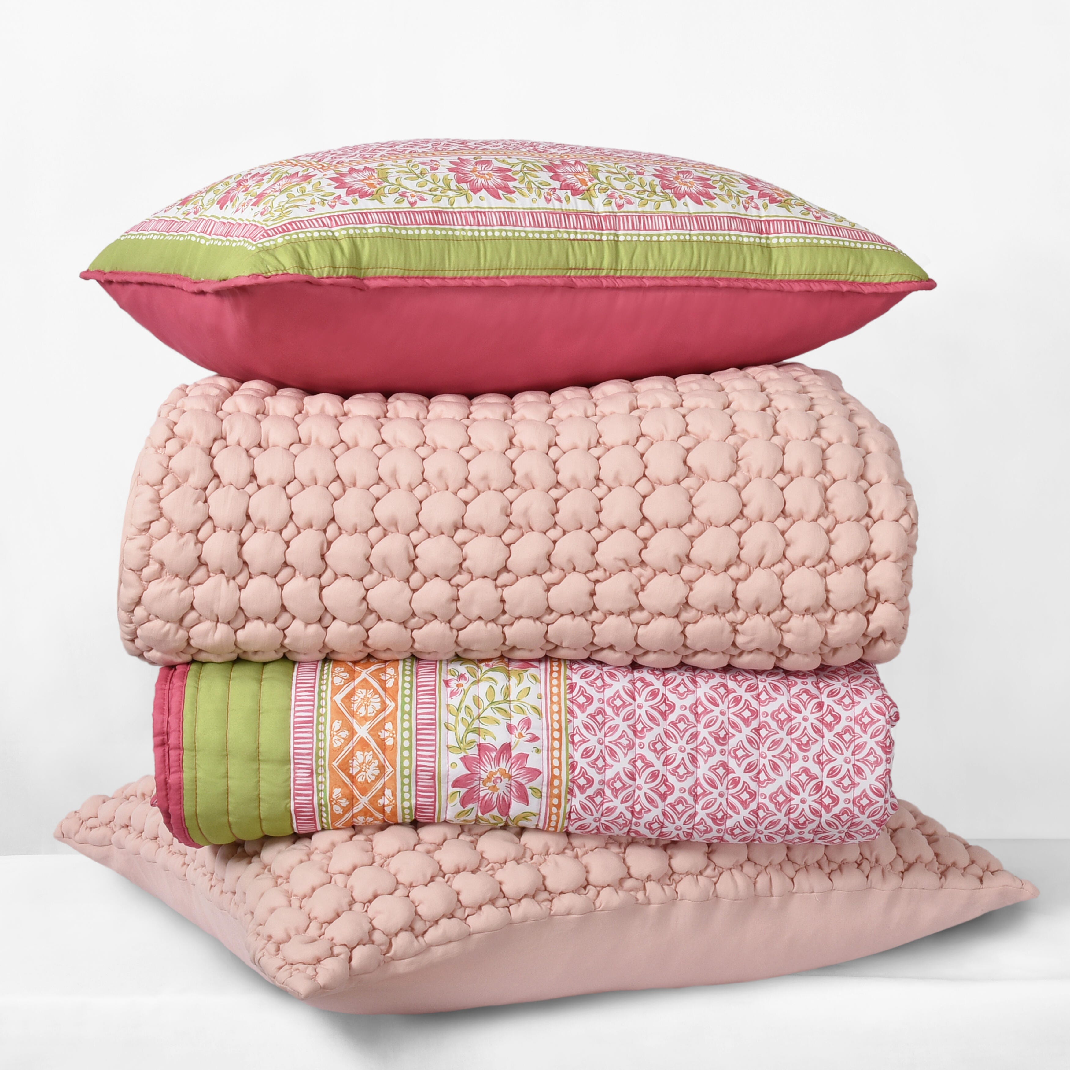 J. Queen Bold Cloud Puff 3 Piece Full/Queen Quilt Set, Blush, large