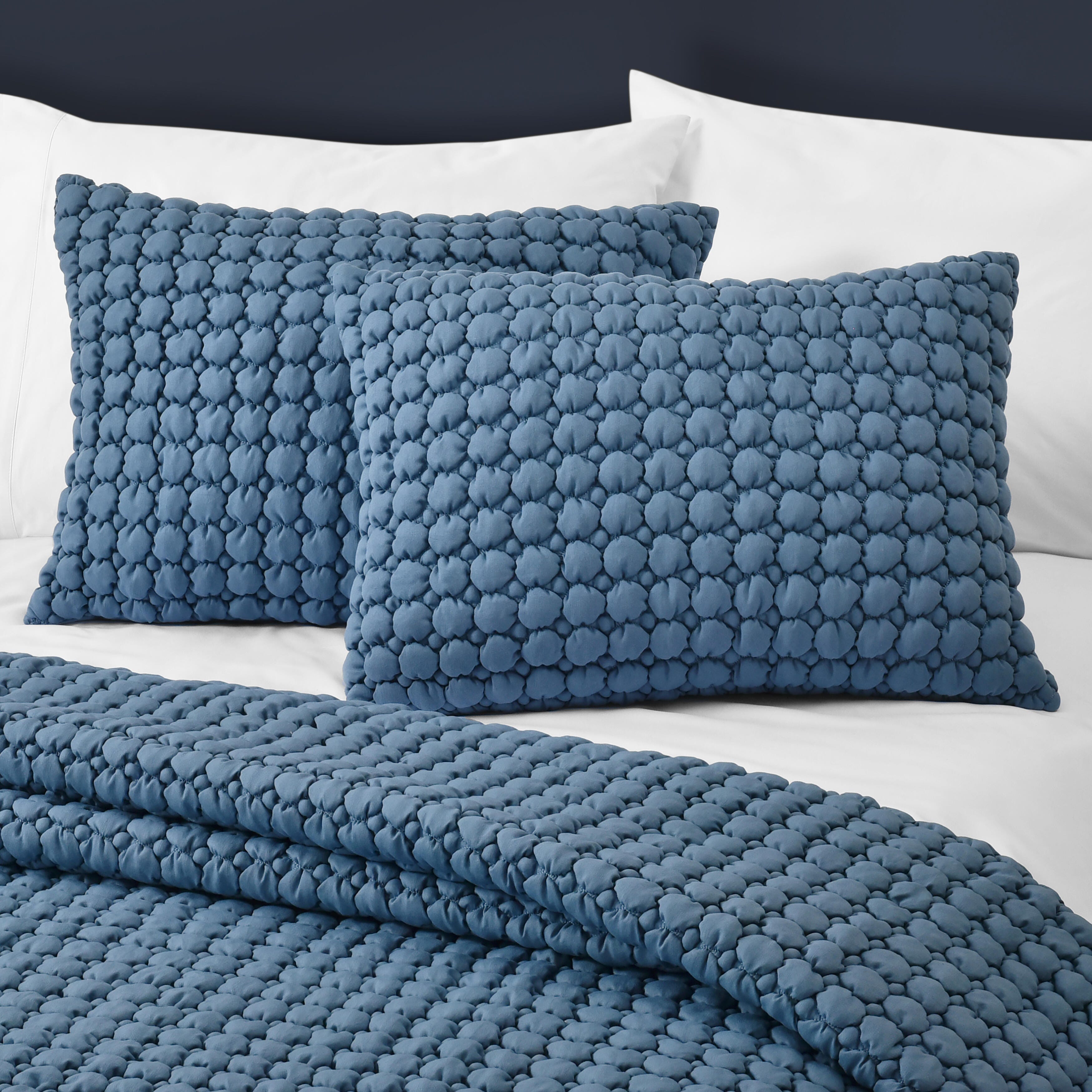 J. Queen Bold Cloud Puff 3 Piece King/California King Quilt Set, Blue, large