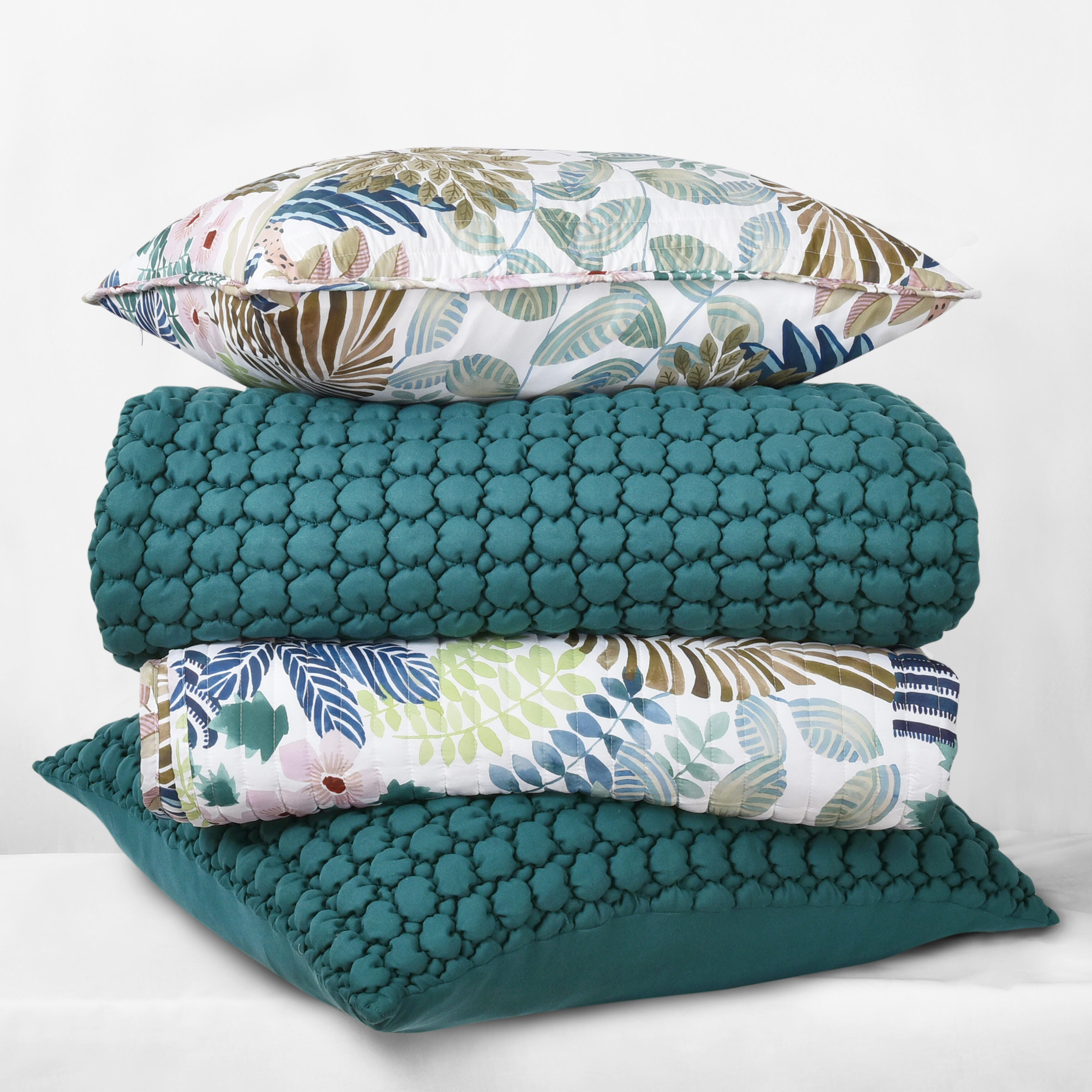 J. Queen Bold Cloud Puff 2 Piece Twin/Twin Xl Quilt Set, Teal, large
