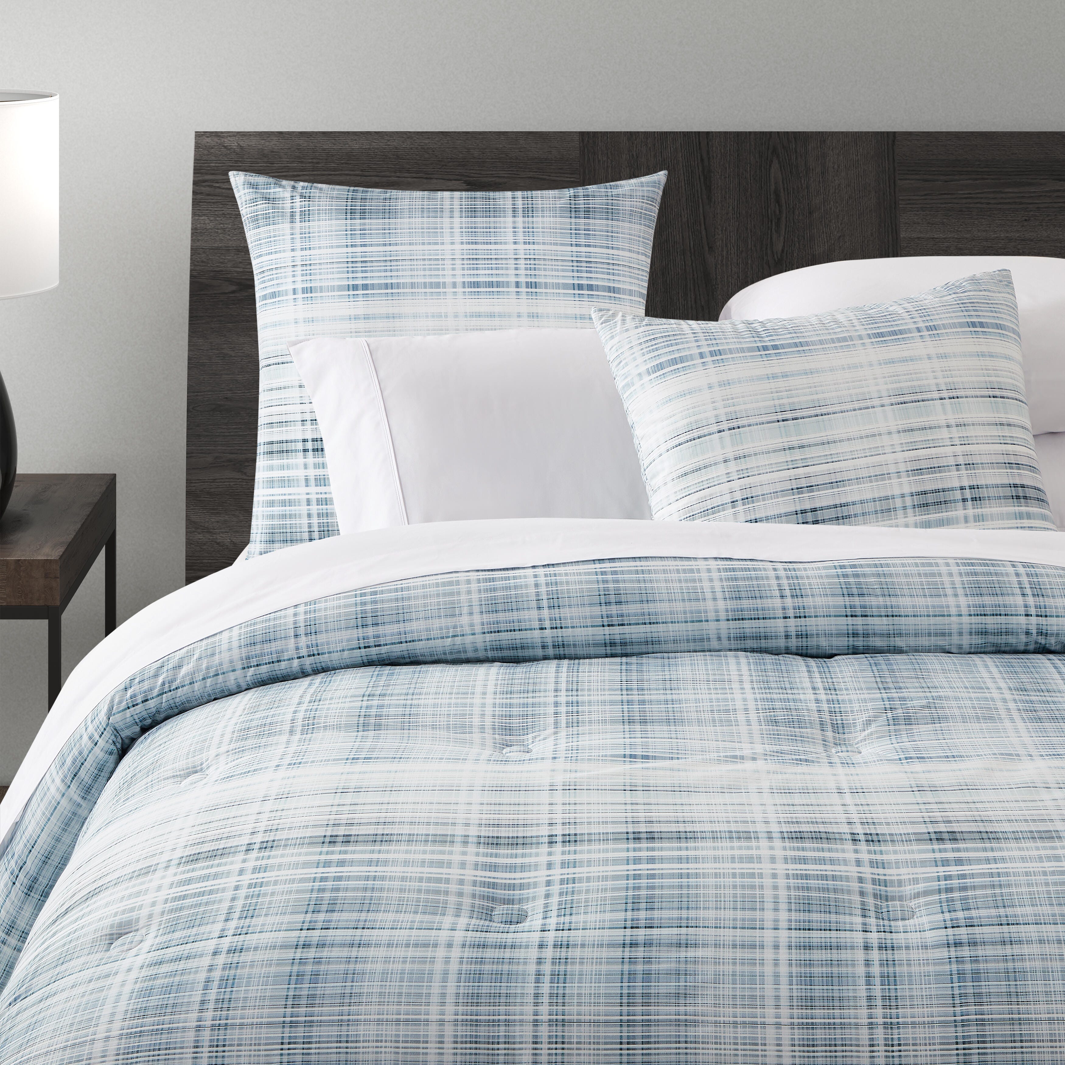 J. Queen Modern Pascal 3 Piece Full/Queen Comforter Set, Blue, large
