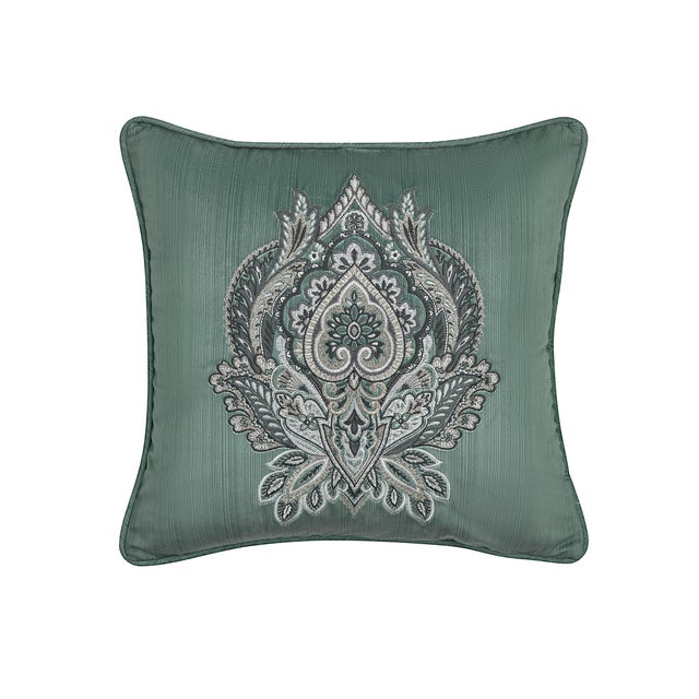J. Queen New York Nico 18" Decorative Throw Pillow