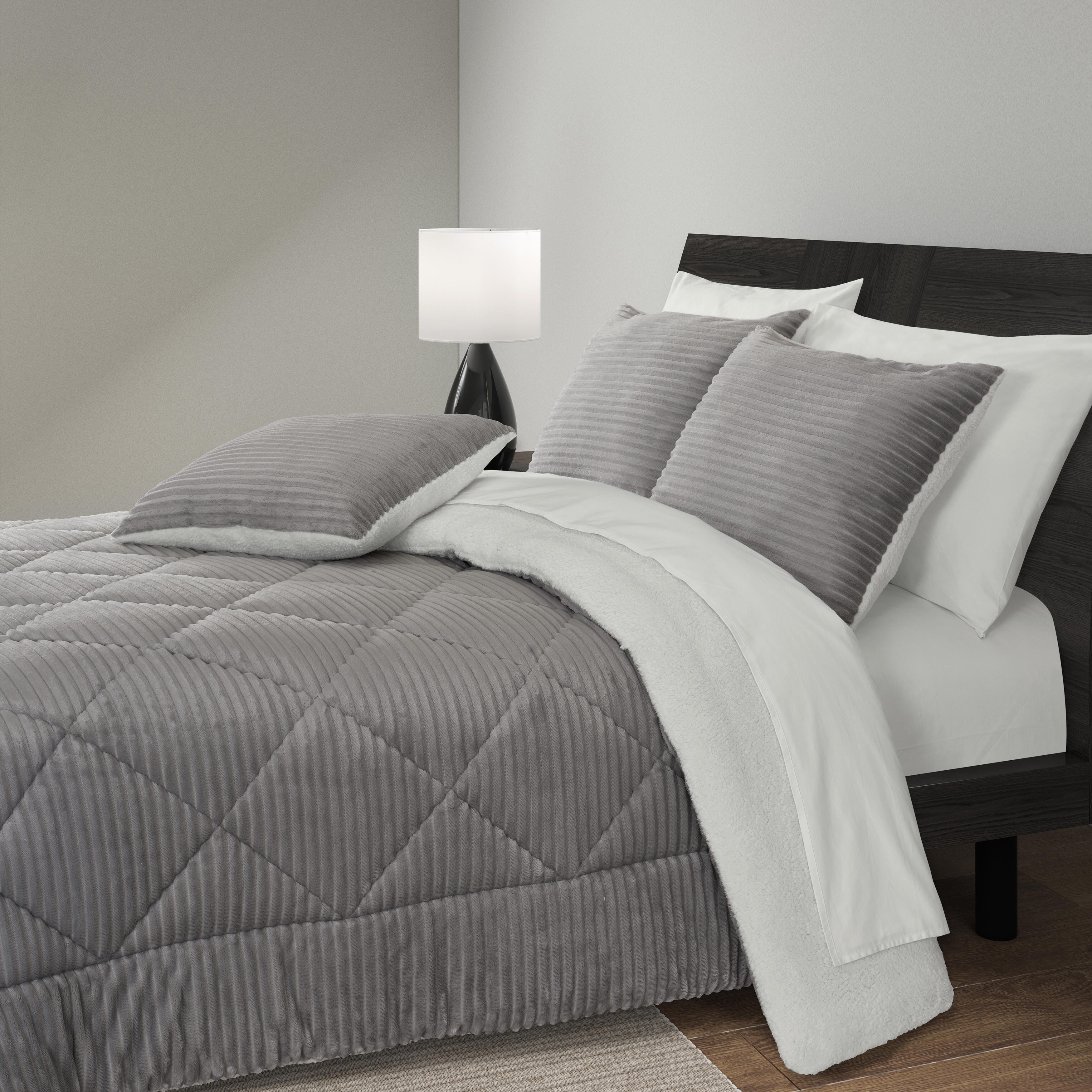 J. Queen New York Everett 3 Piece Full Comforter Set, Light Gray, large