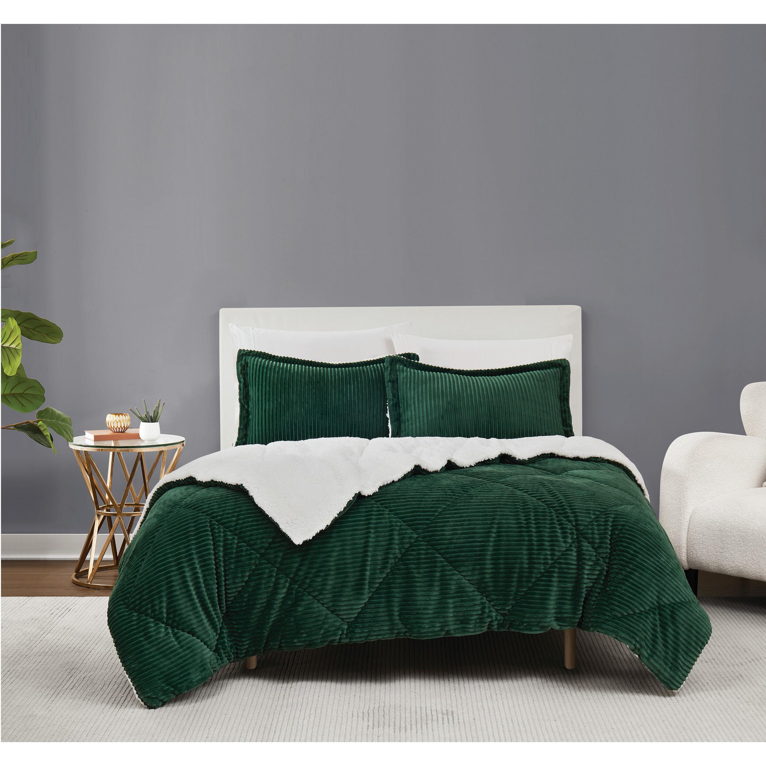 Brooklyn Loom Corduroy Plush 3-Piece Full/Queen Comforter Set, Green, rollover