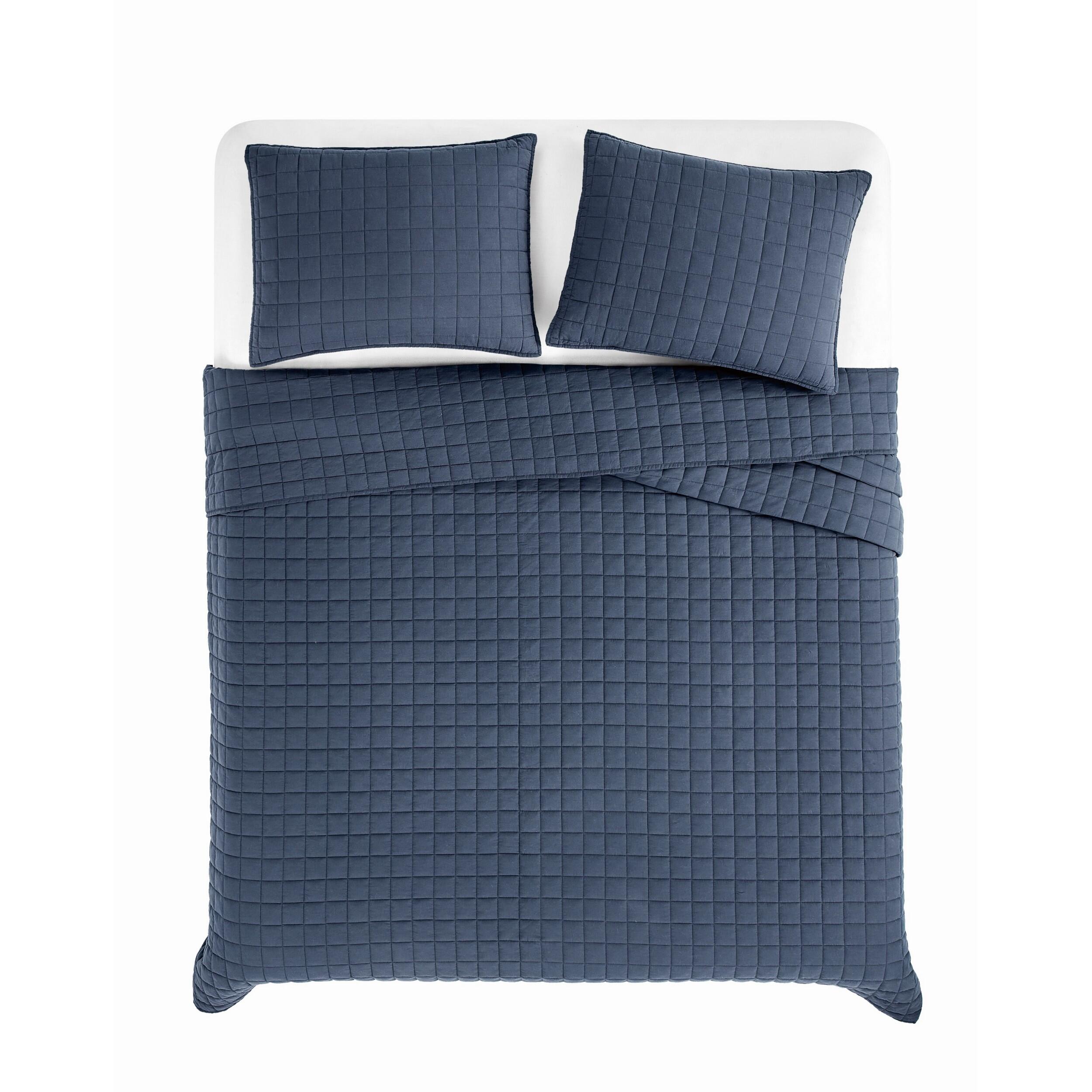 Brooklyn Loom Essential 3-Piece Full/Queen Quilt Set, Blue, large