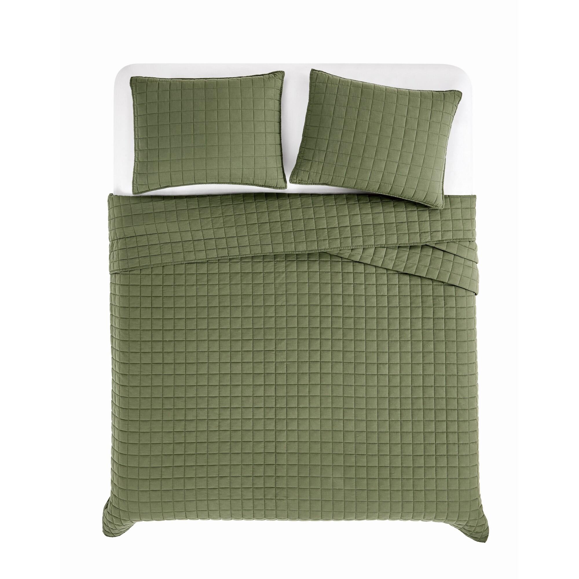 Brooklyn Loom Essential 3-Piece Full/Queen Quilt Set, Green, large
