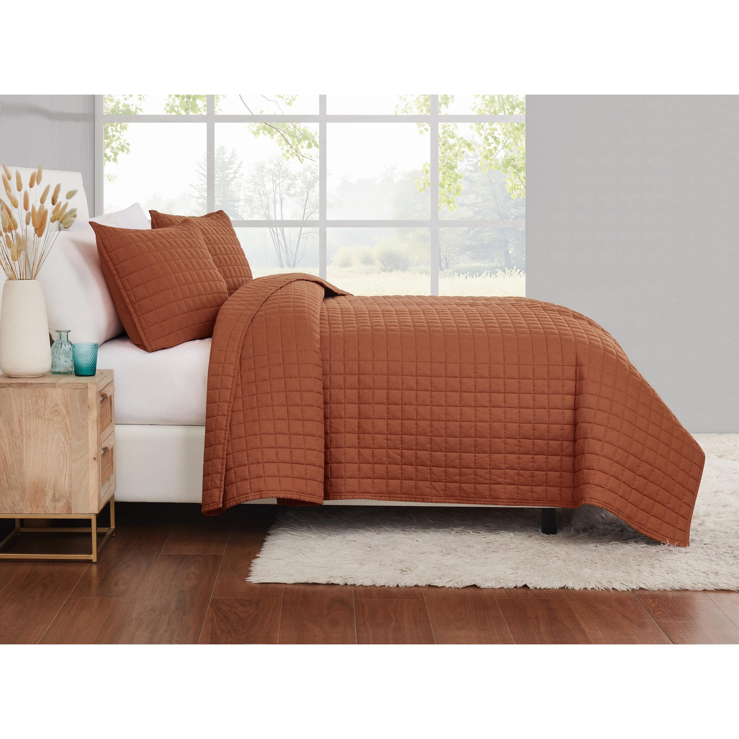 Brooklyn Loom Solid 3-Piece King Quilt Set, Rust, large