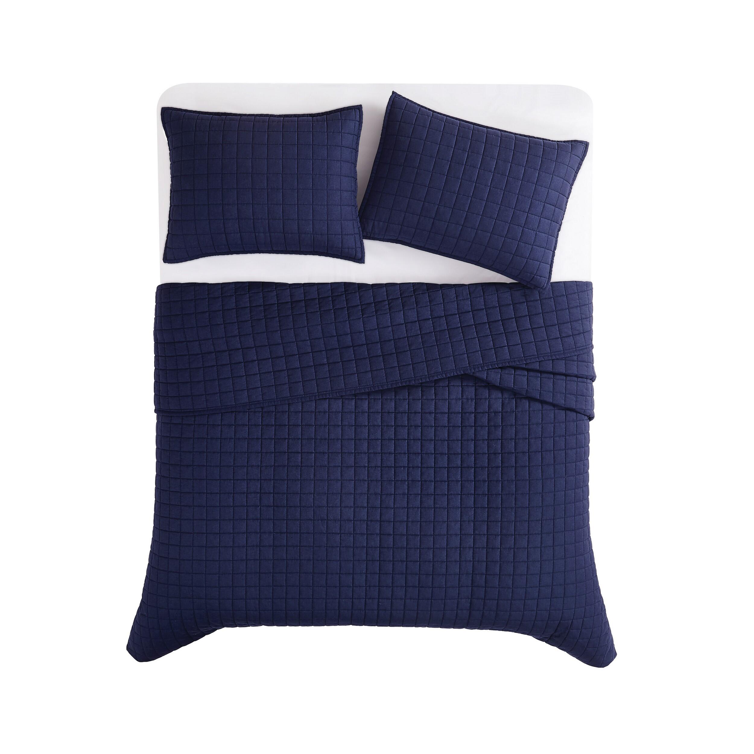 Brooklyn Loom Solid 3-Piece King Quilt Set, Navy Blue, large